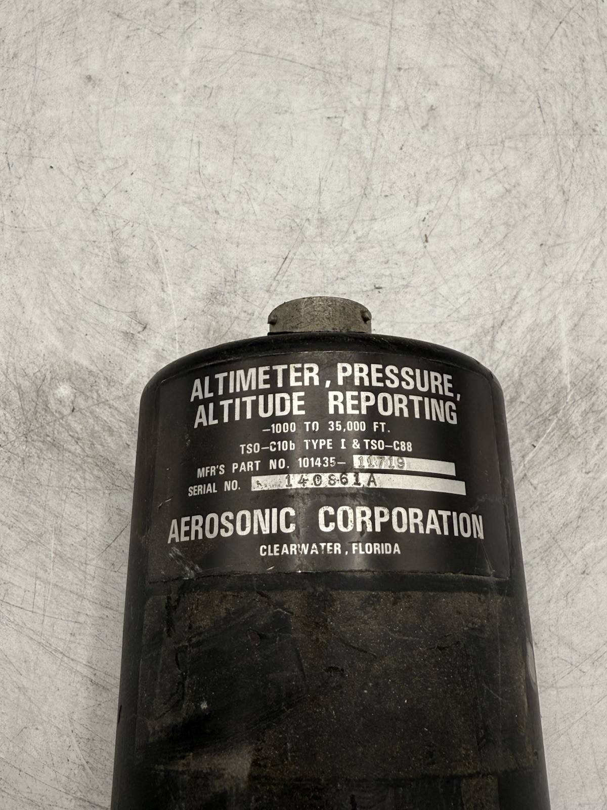 AEROSONIC PRESSURE ALTITUDE REPORTING ENCODING ALTIMETER 101435-11719 READ