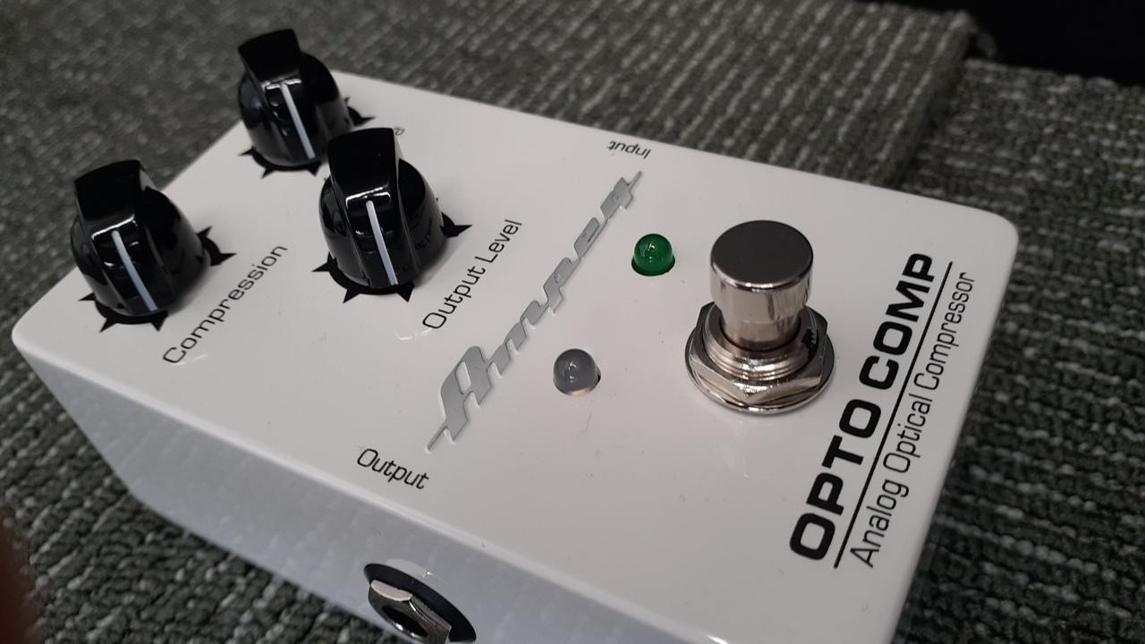 Ampeg OPTO Compressor Effects Pedal Tested & Works 92292