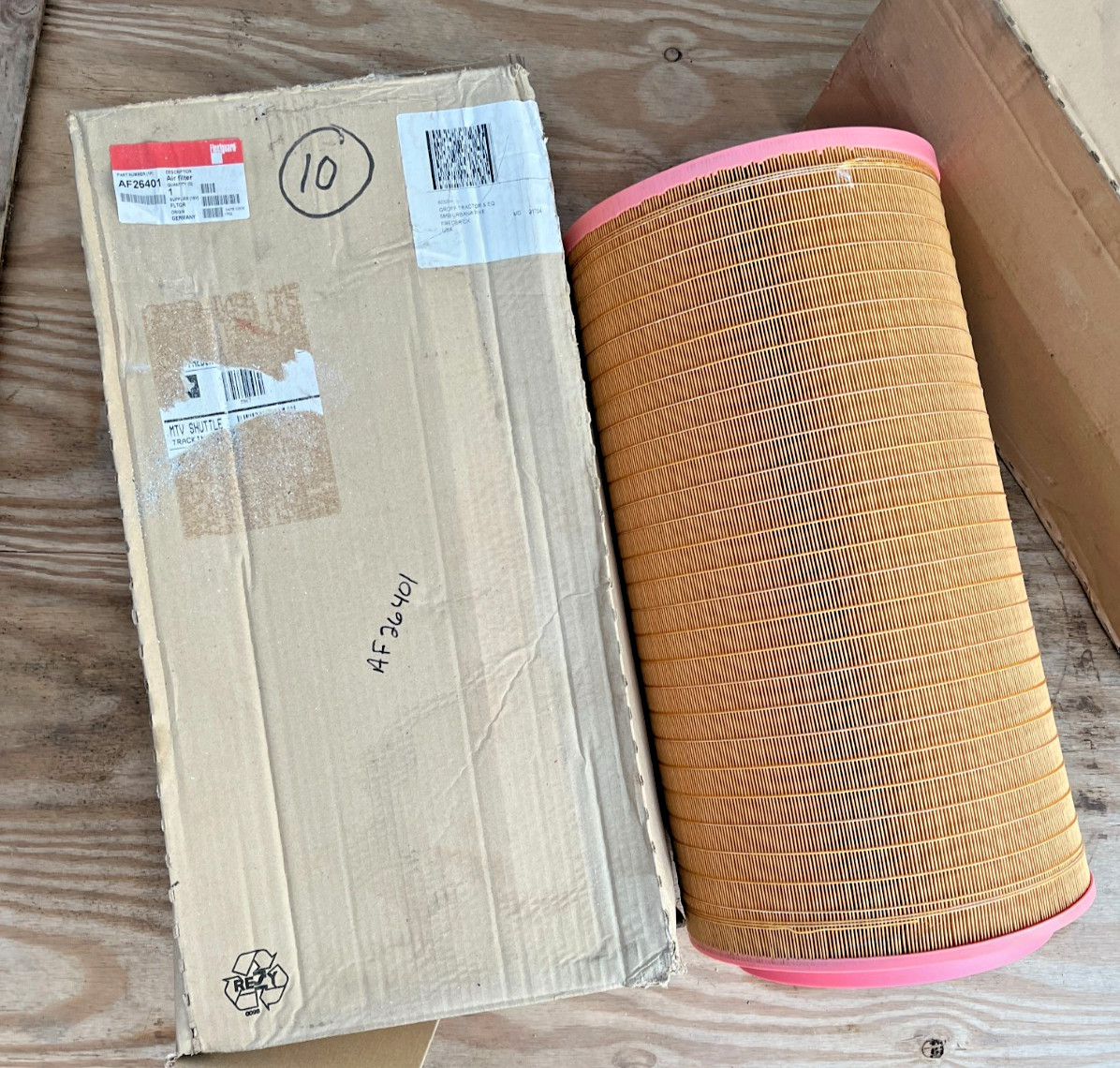 AF26401 Genuine Fleetguard OEM Cummins AIR FILTER