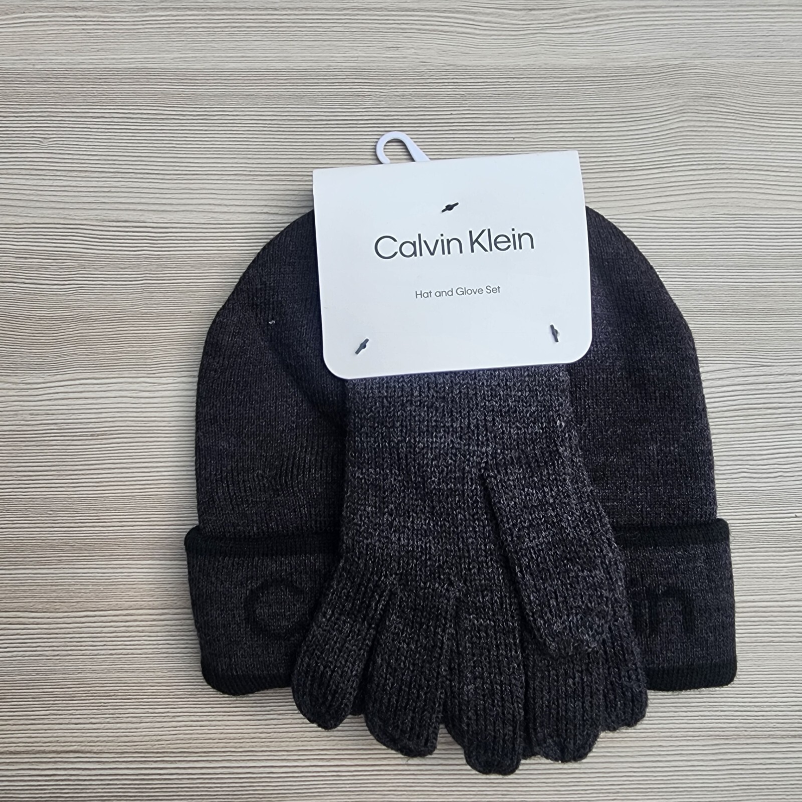 Calvin Klein Hat and Gloves Set Charcoal Gray Gift Set NEW Womens Men's One Size