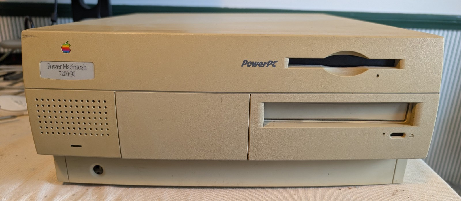 Apple PowerMac 7200/90 - Parts or repair