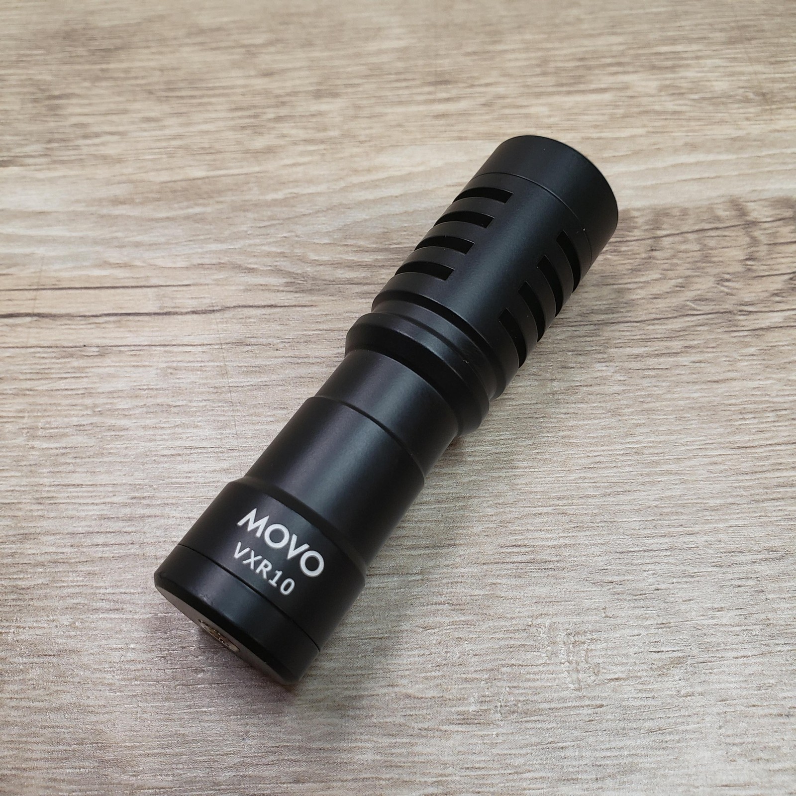 Movo VXR10 Shotgun Microphone Black 3.5mm Audio Input Compact Video Mic