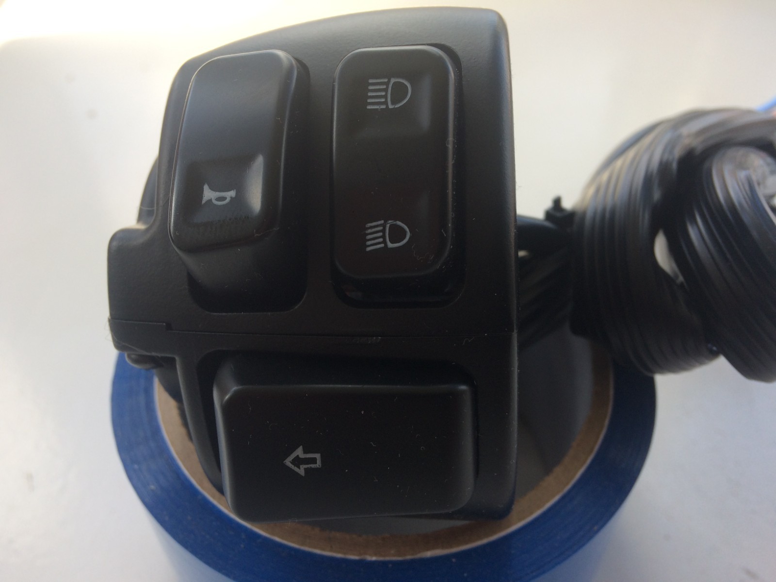 Keeway Superlight 125 Left Handlebar Switch Gear, horn,high/low beam ,Indicator.