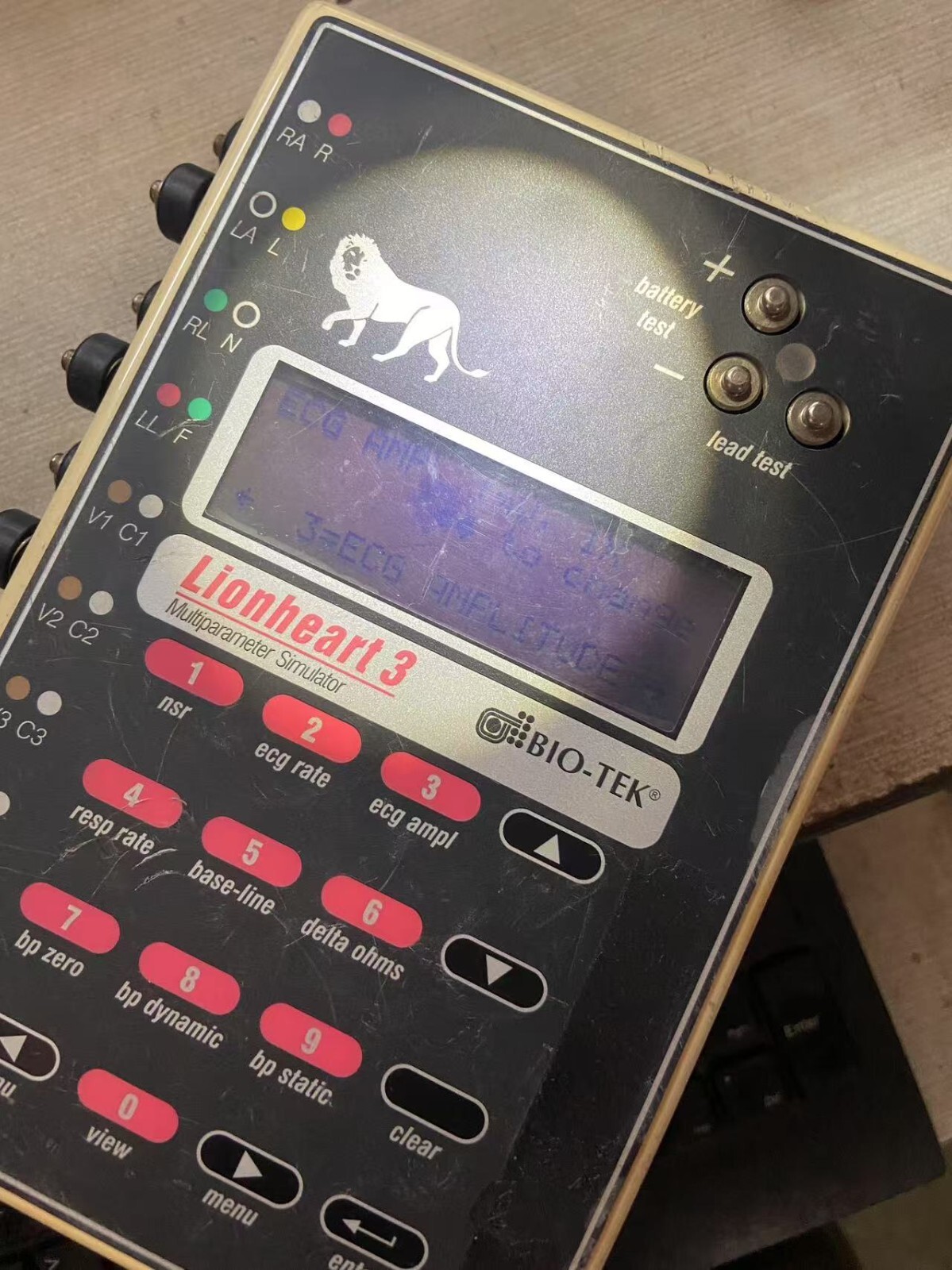 LCD Display Aging Fluke Bio-Tek Lionheart 3 Multiparameter Patient Simulator