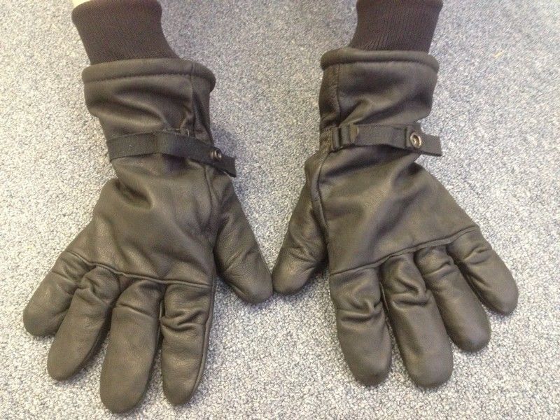 NEW GENUINE MILITARY (SZ 2) SMALL LEATHER UNISEX GLOVES COLD / WET WEATHER