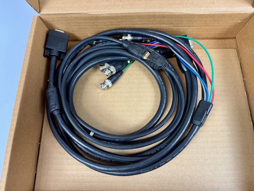 Rohde & Schwarz DVSG Digital Video Signal Generator + B30 HD/SD Decoder