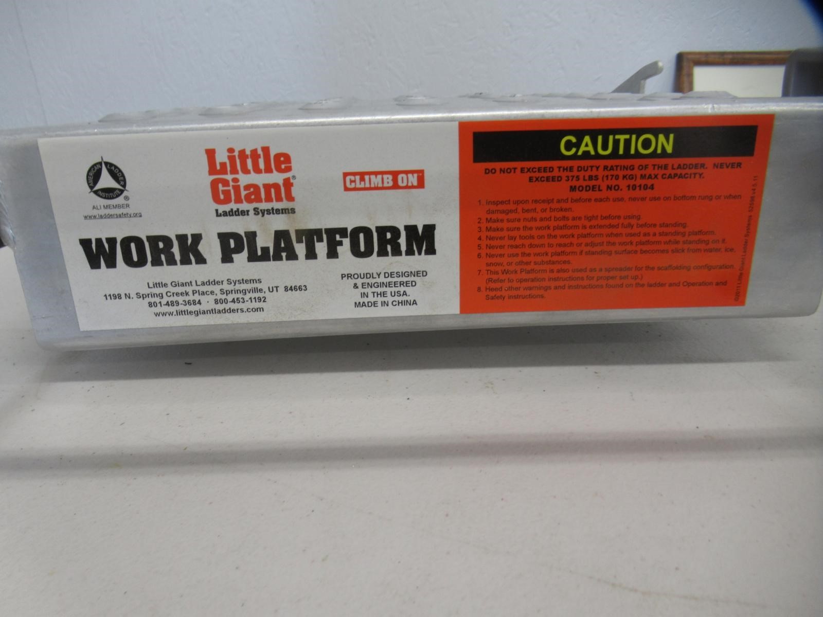 LITTLE GIANT LADDER - Climb on Work Platform Accessory cl