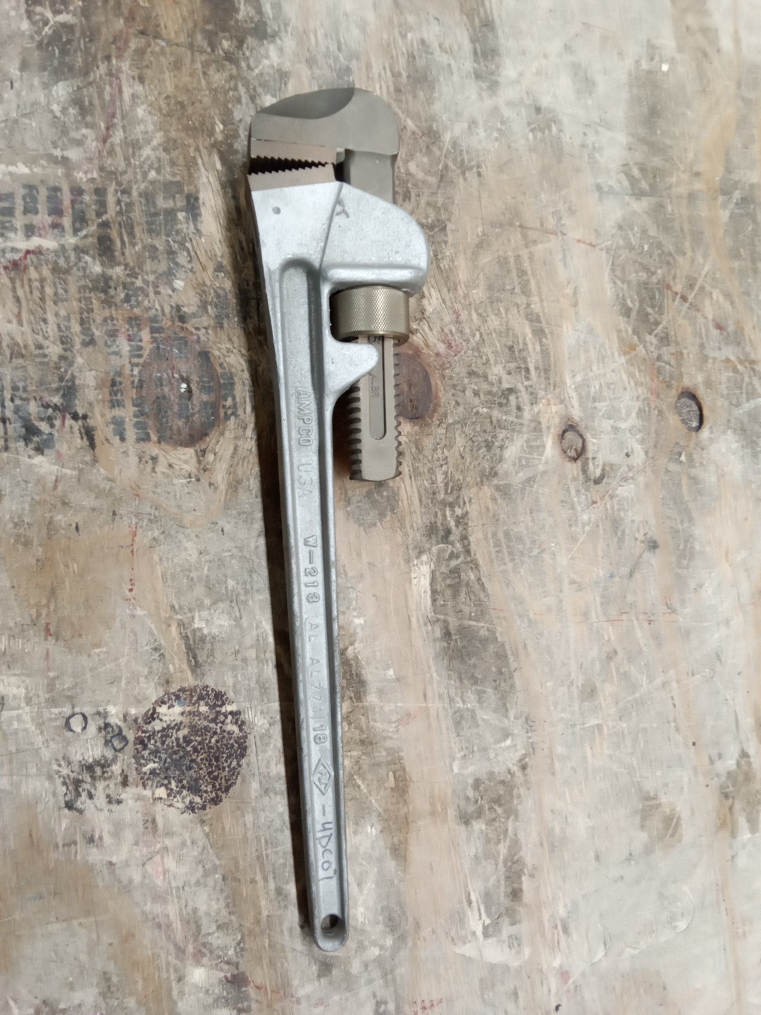 Ampco W-213 Non Sparking Bronze Adjustable 18"Pipe Wrench