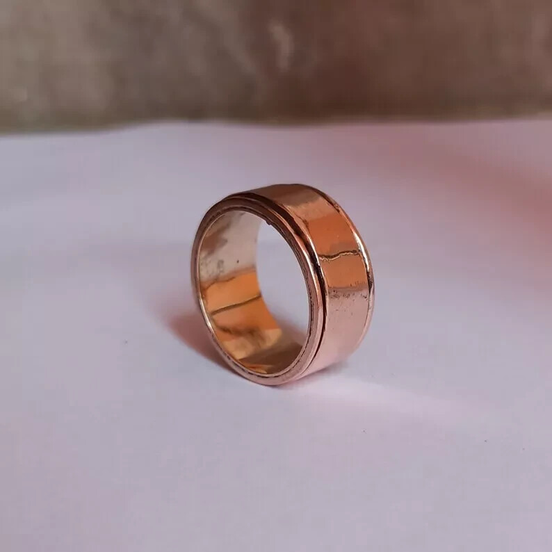 Solid Pure Copper Minimalist Healing Ring, Handmade, Unisex, Plain Spinner Ring