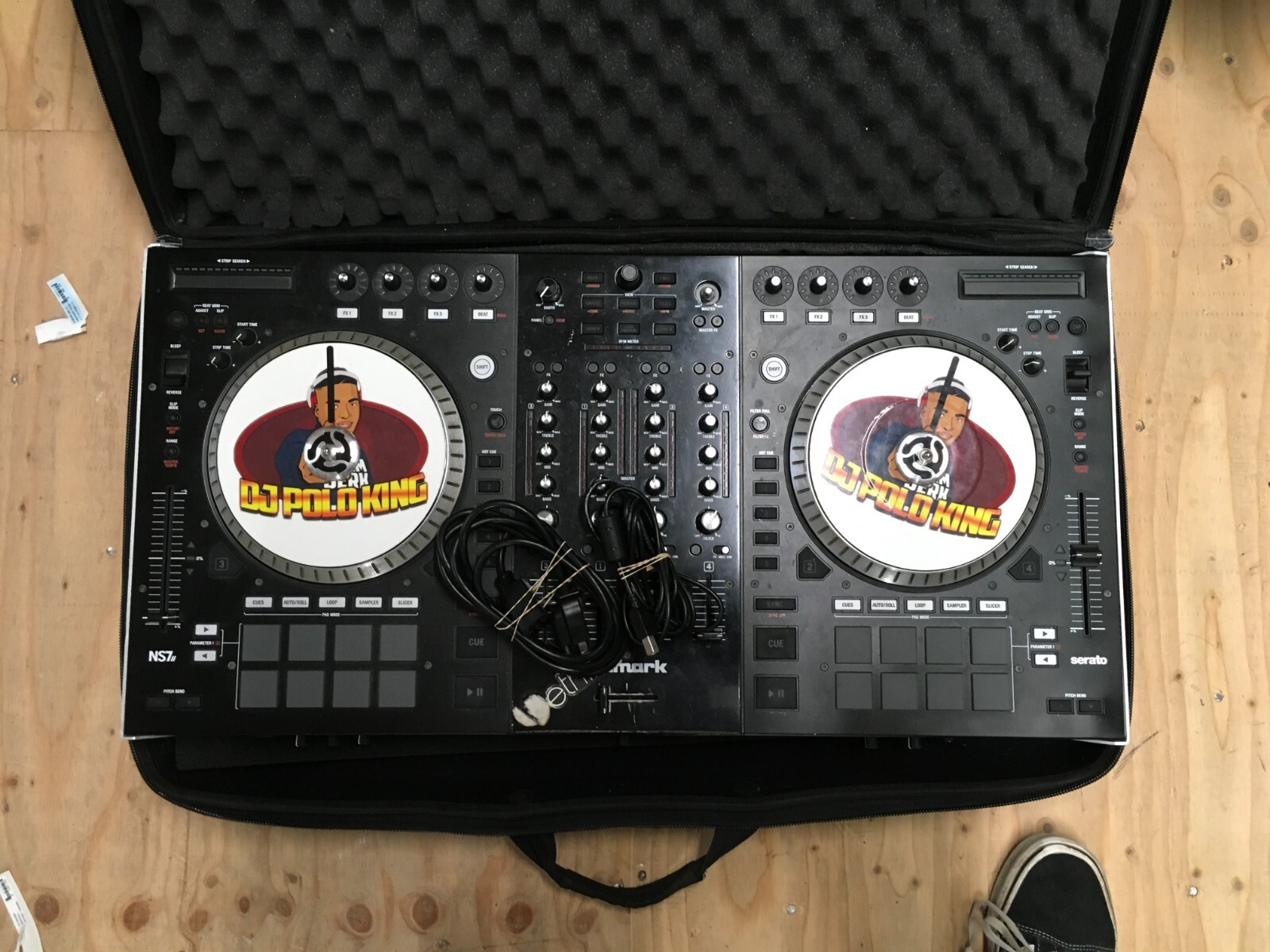 Numark NS7II Digital DJ Controller w/ ODYUSA Soft Case