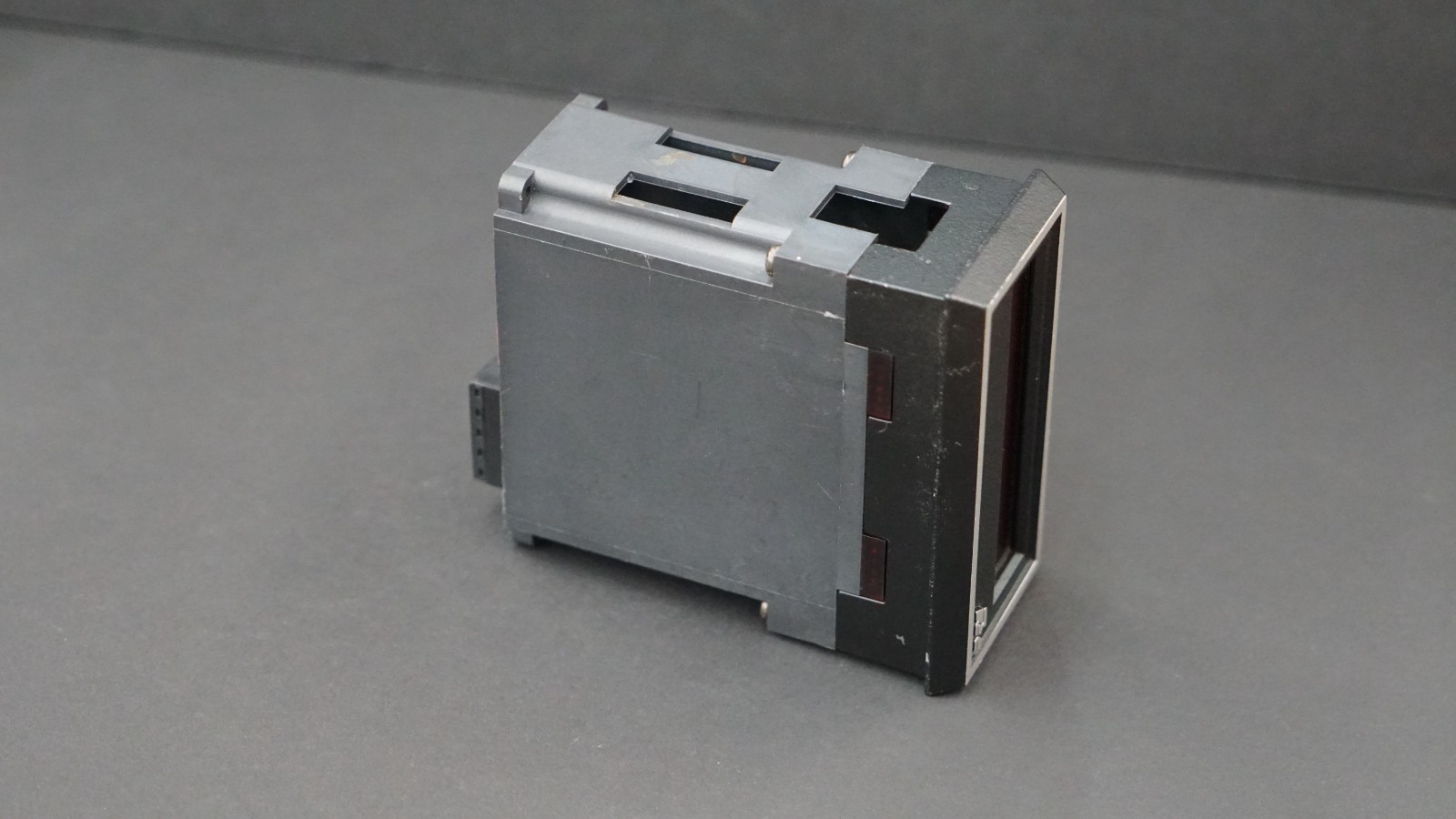 RED LION CONTROLS APLRI600 Time Interval Rate Indicator, 115VAC / 12VDC