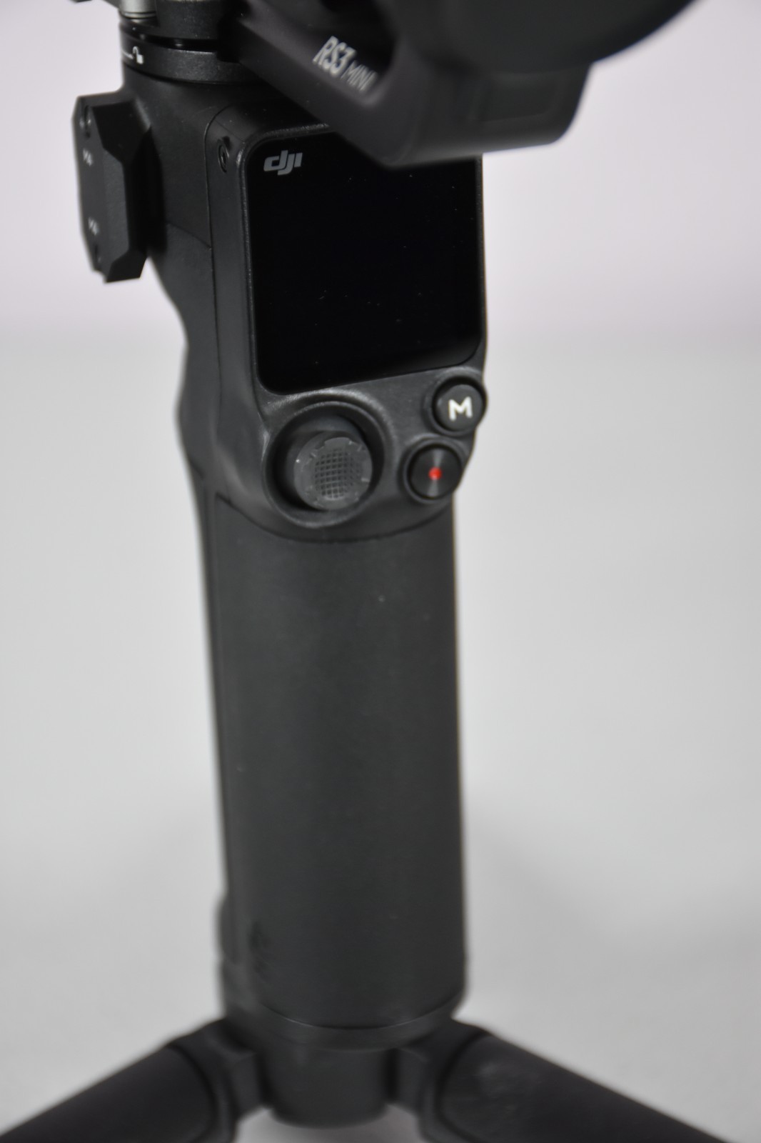 DJI RS 3 Mini Camera Gimbal 3-Axis Stabilizer - Complete