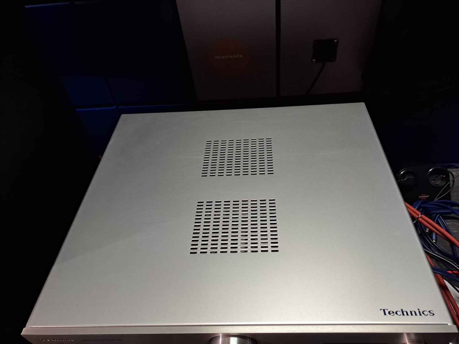 TECHNICS SU-G700M2 SILVER INTEGRATED AMPLIFIER Mint