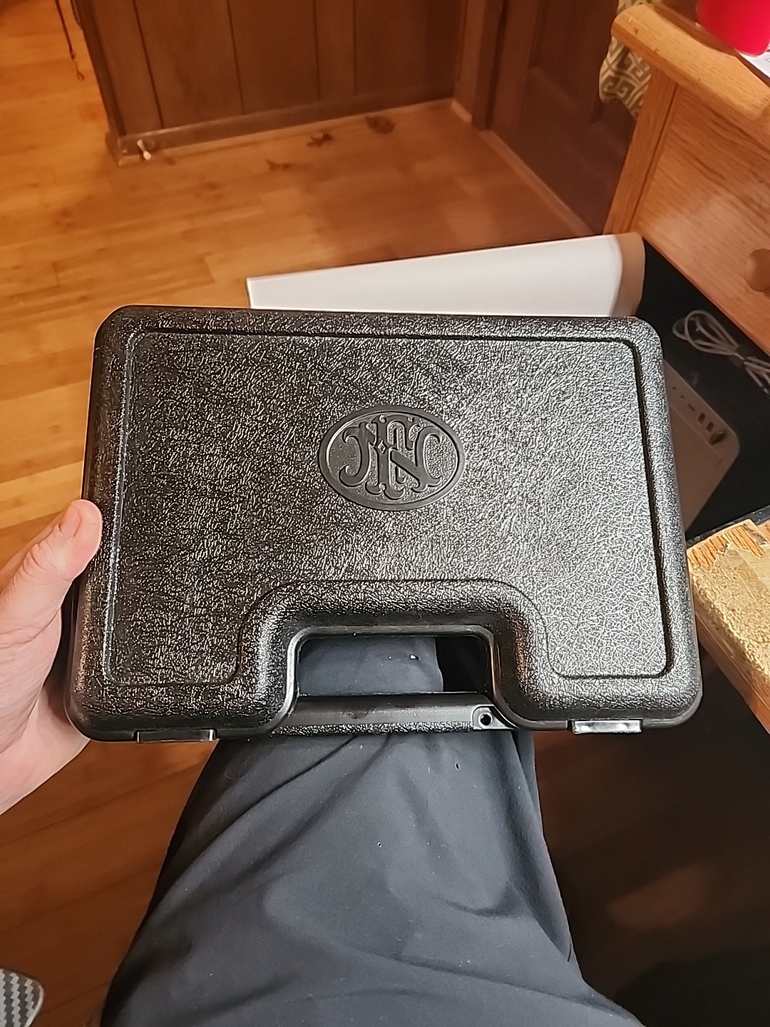 FNH FN USA FNP 9 FNP 40 PISTOL CASE/BOX HARD PLASTIC FACTORY CASE FNS