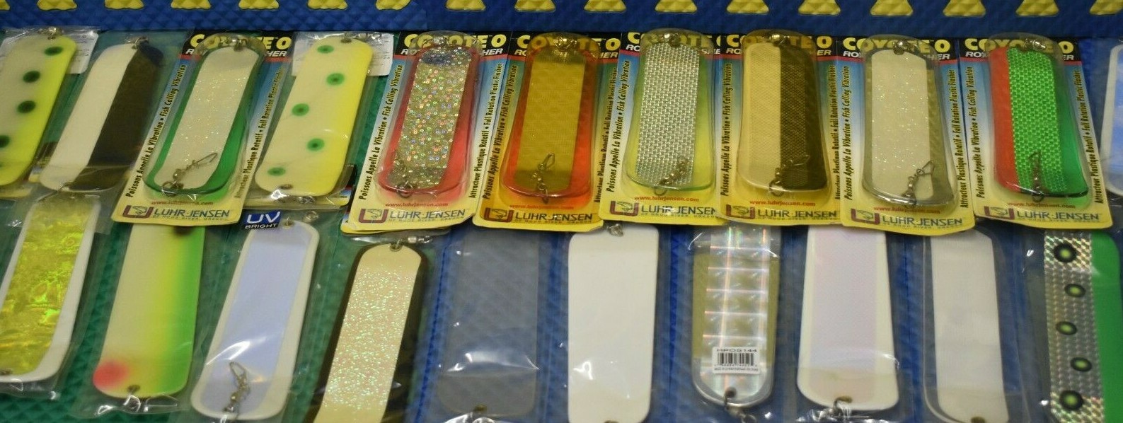 LUHR JENSEN COYOTE FLASHER 8.25" CHOOSE YOUR COLOR