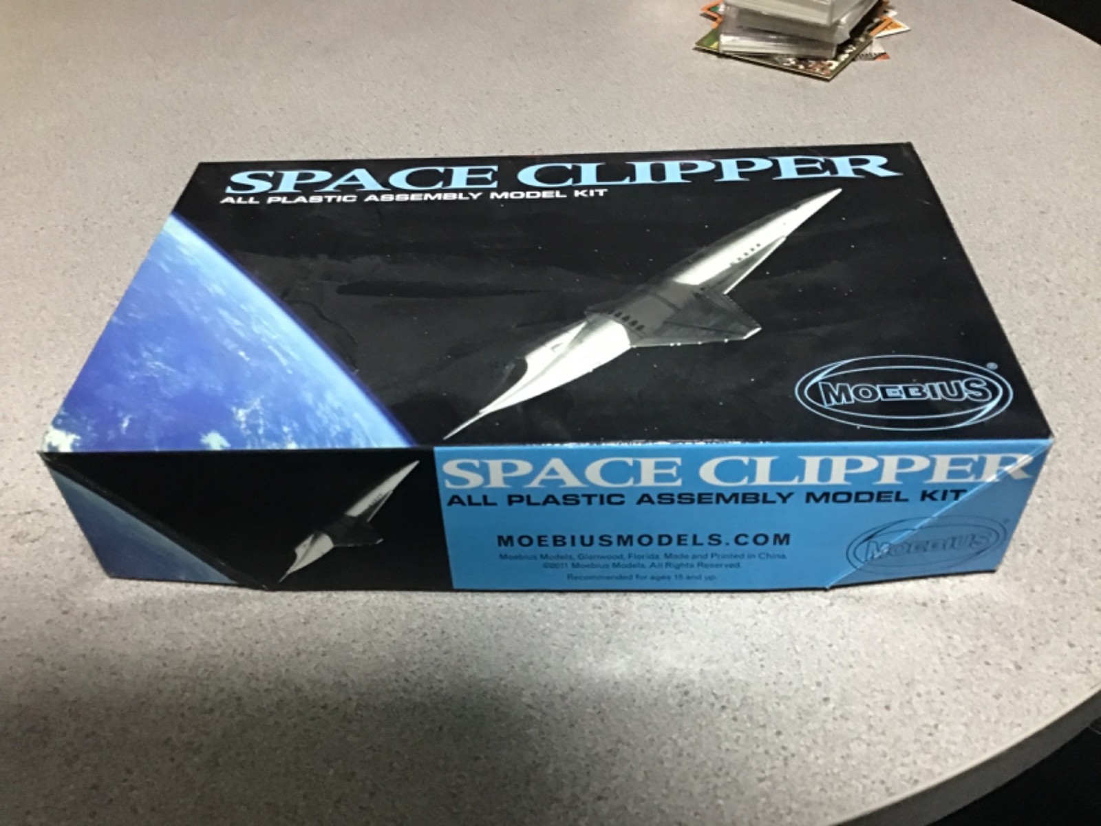 MOEBIUS/AURORA 2001 A SPACE ODYSSEY SPACE CLIPPER ORION MINT OPEN BOX KIT 2011
