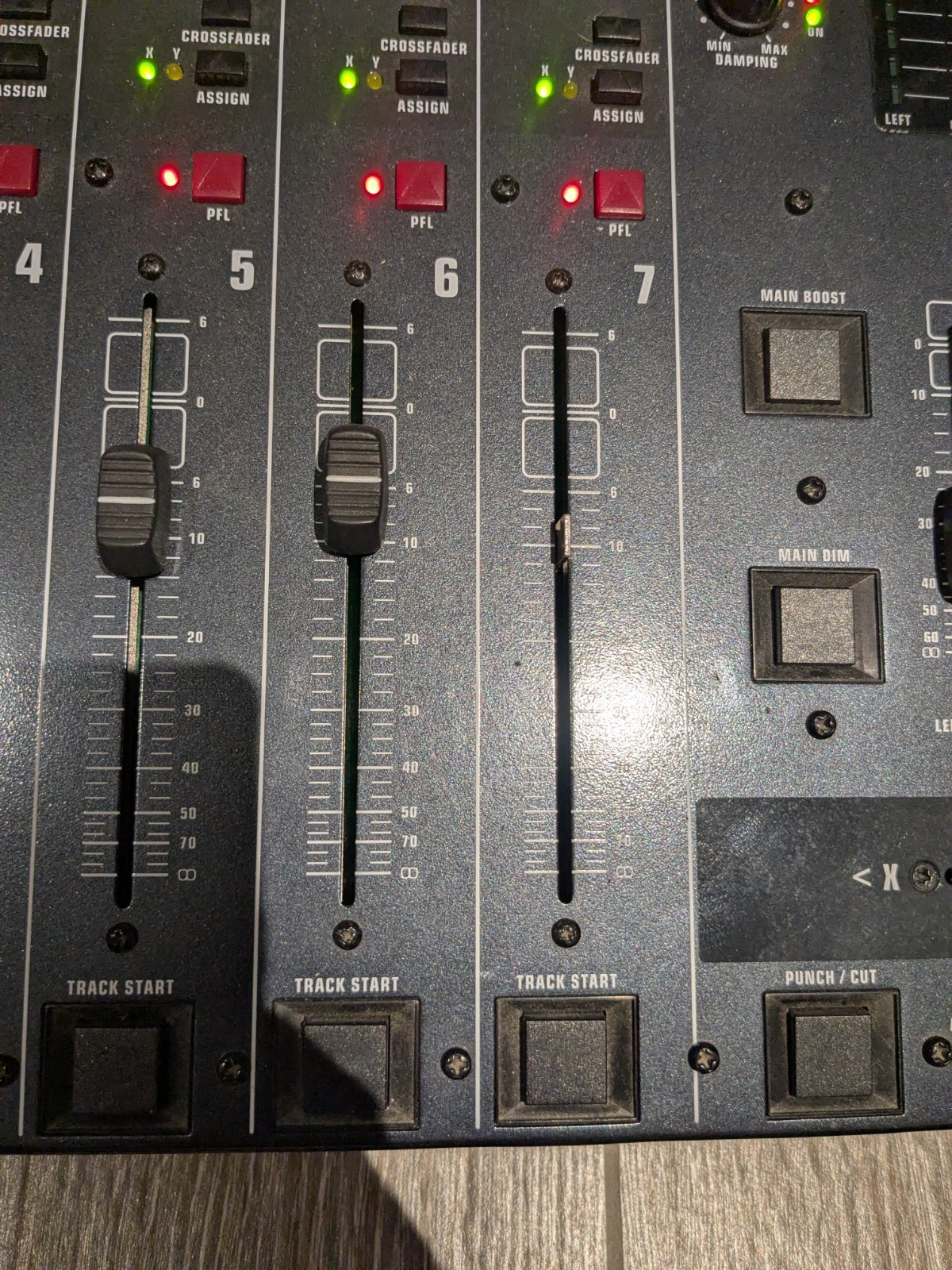 Behringer Pro Mixer DX2000USB 7-channel DJ Mixer Untested As Is 🔥🔥🔥
