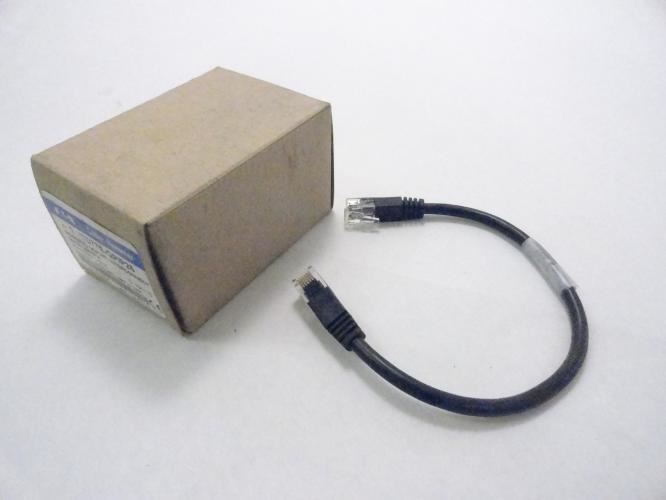199471 New In Box; Eaton D77E-QPIP25 Powered QCport Interconnect Cable; 25cm L