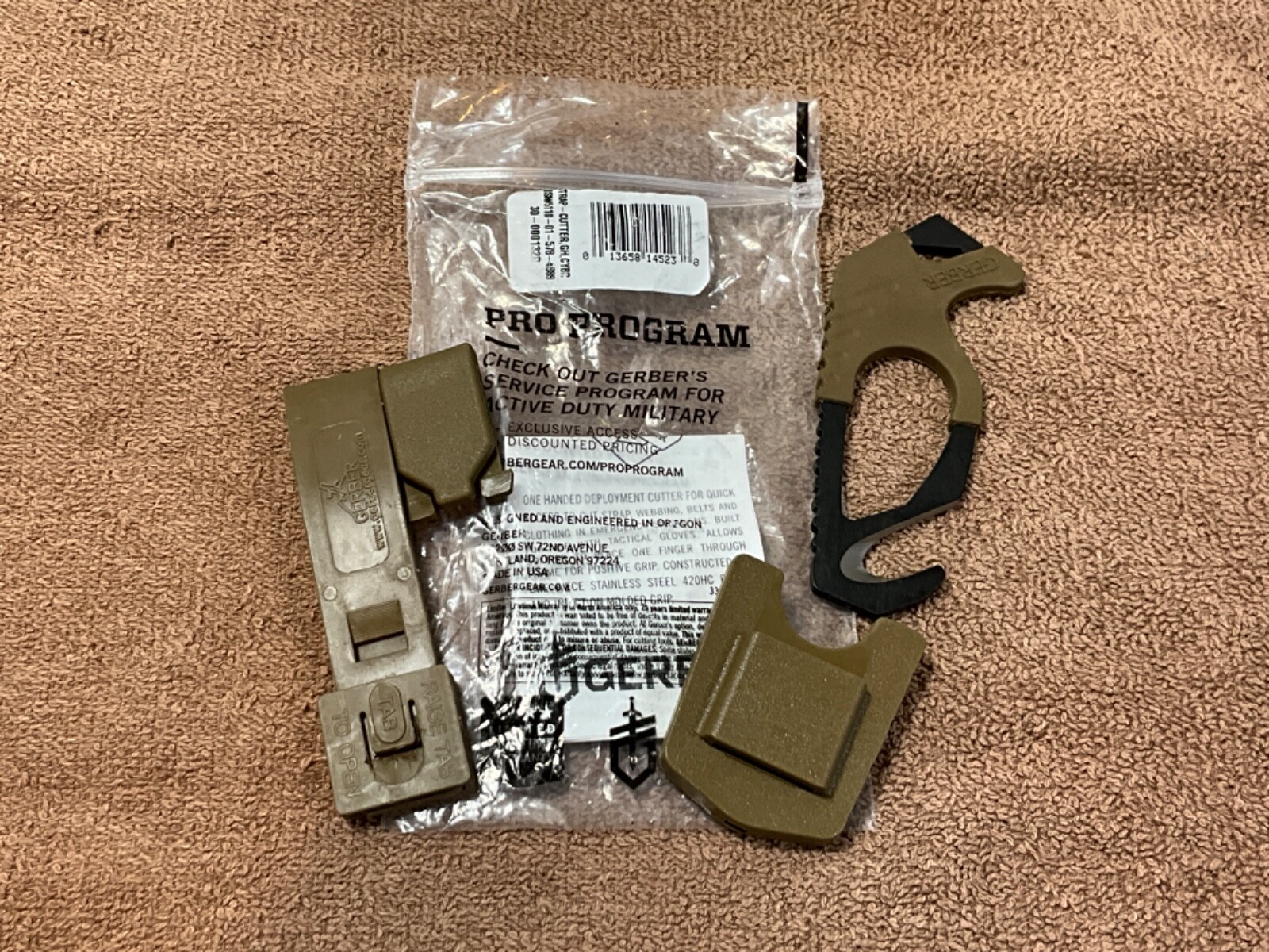 US Military Gerber Strap Cutter Tan w/Sheath NEW