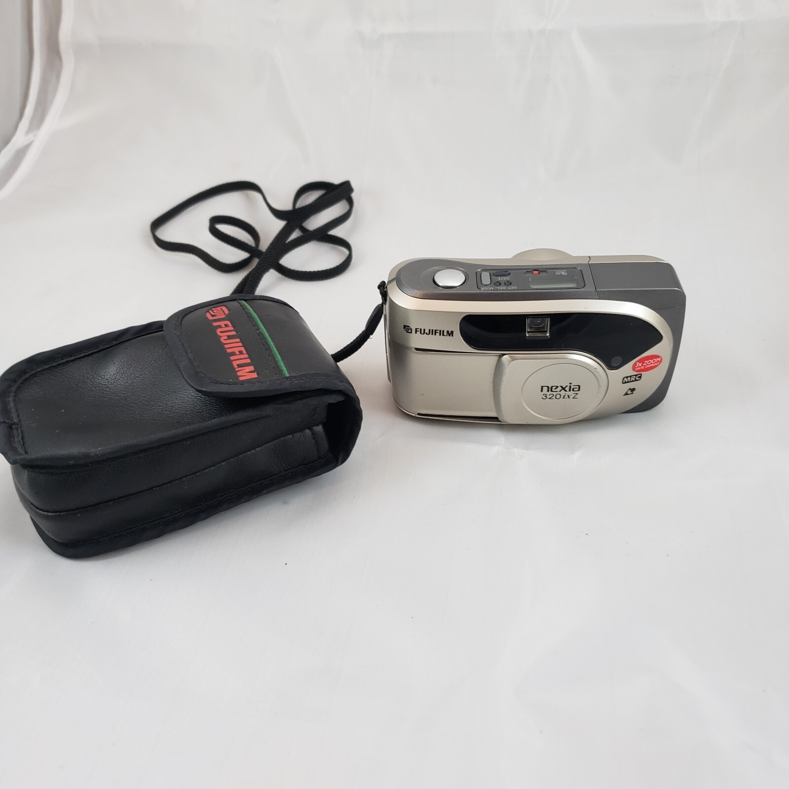 Fujifilm Nexia 320ixZ Camera Point & Shoot Uses Advantix Film Tested & Works