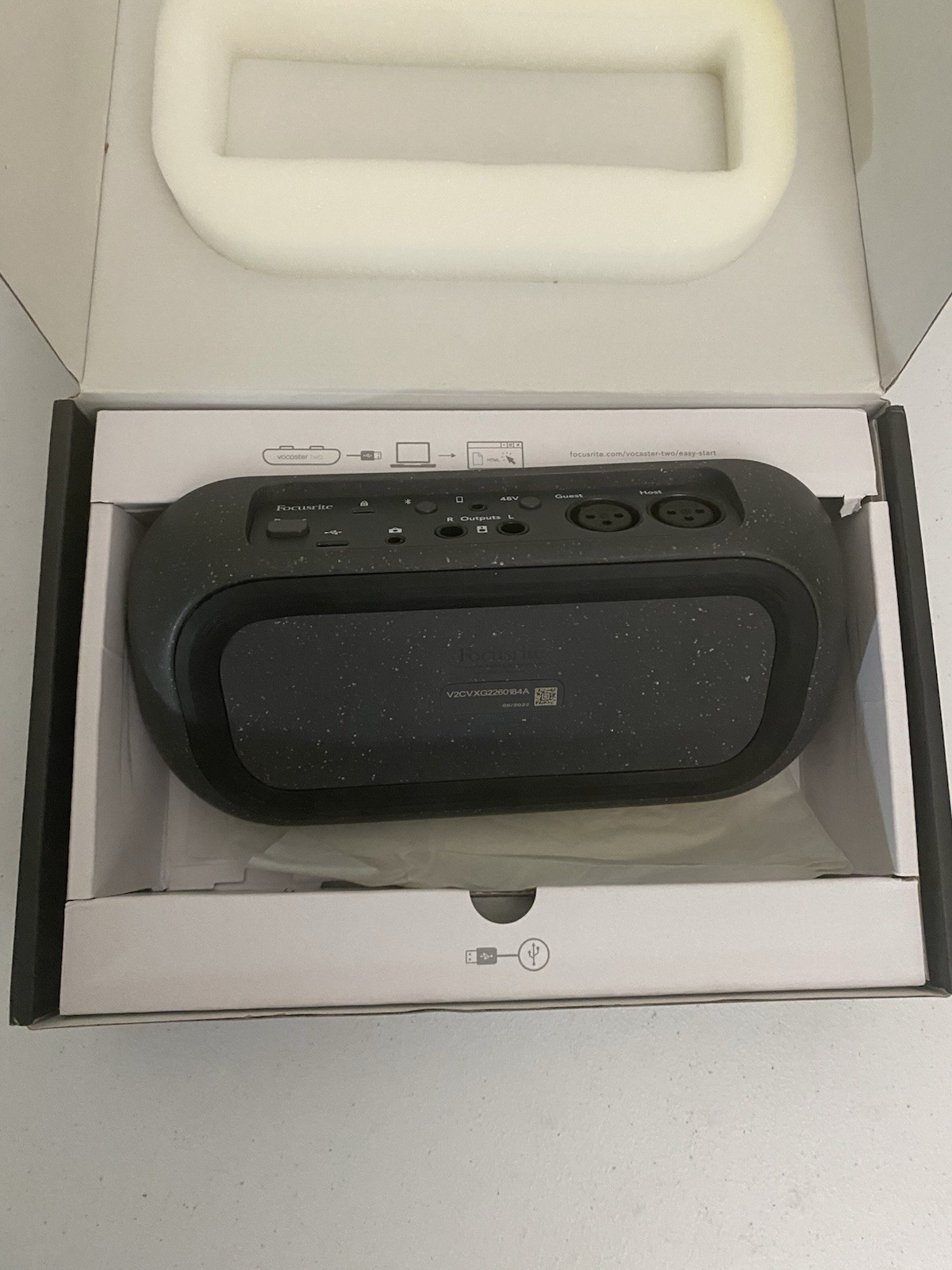 Focusrite Vocaster Two Podcast Interface Solo Content Creators Open Box