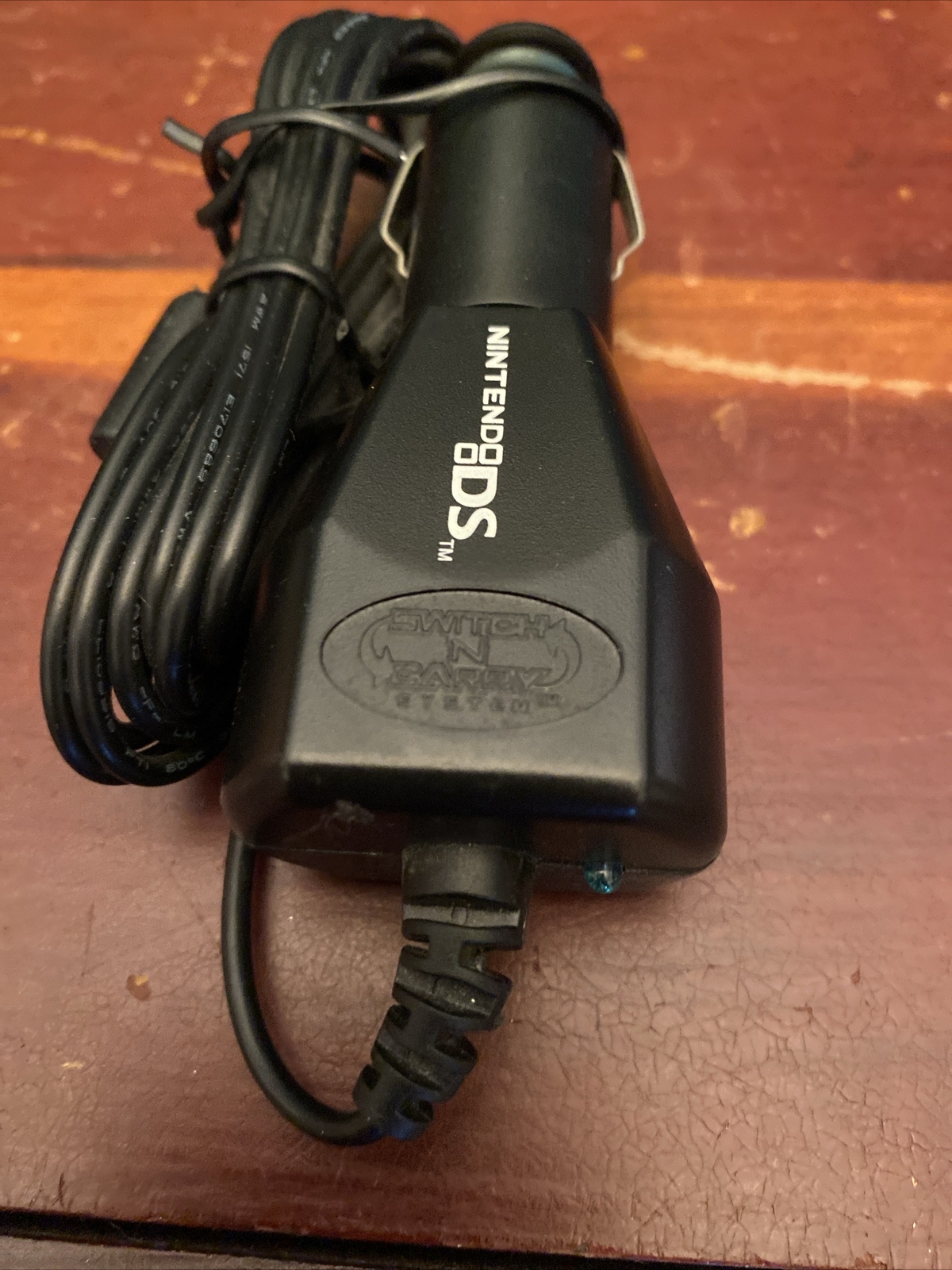 Nintendo DS Switch and Carry Car Charger 12V DS Lite 2007 EUC