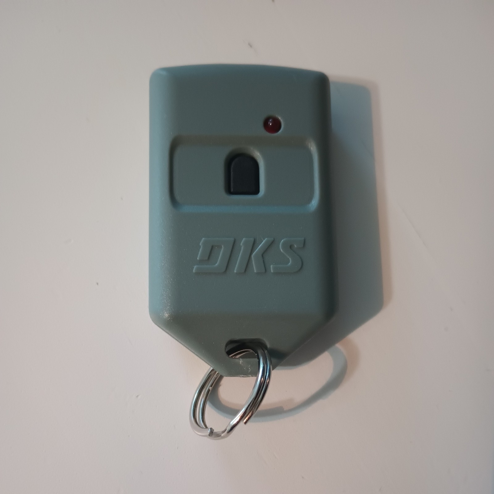 New DoorKing Microclik  DKS 8066-080 FC ID # LSD66T Transmitter