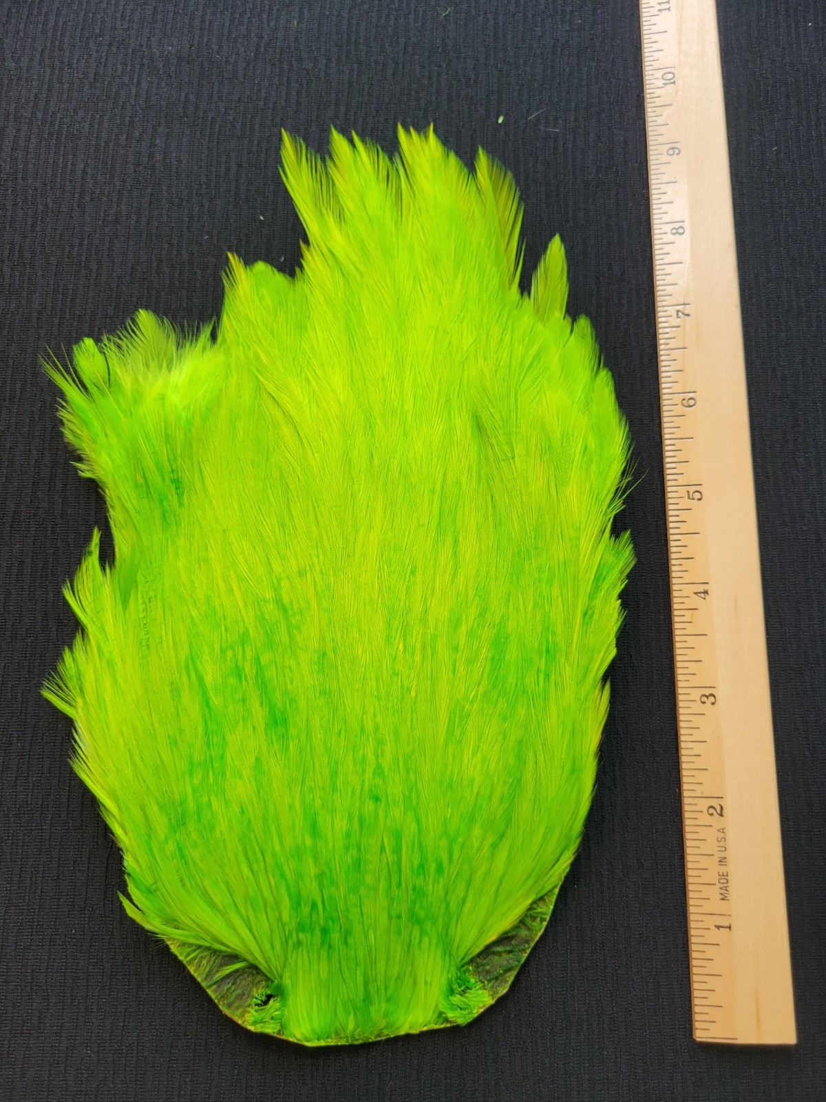 Lot 527, Dyed YELLOW CHARTREUSE India Rooster Streamer Neck Cape Feathers Tying