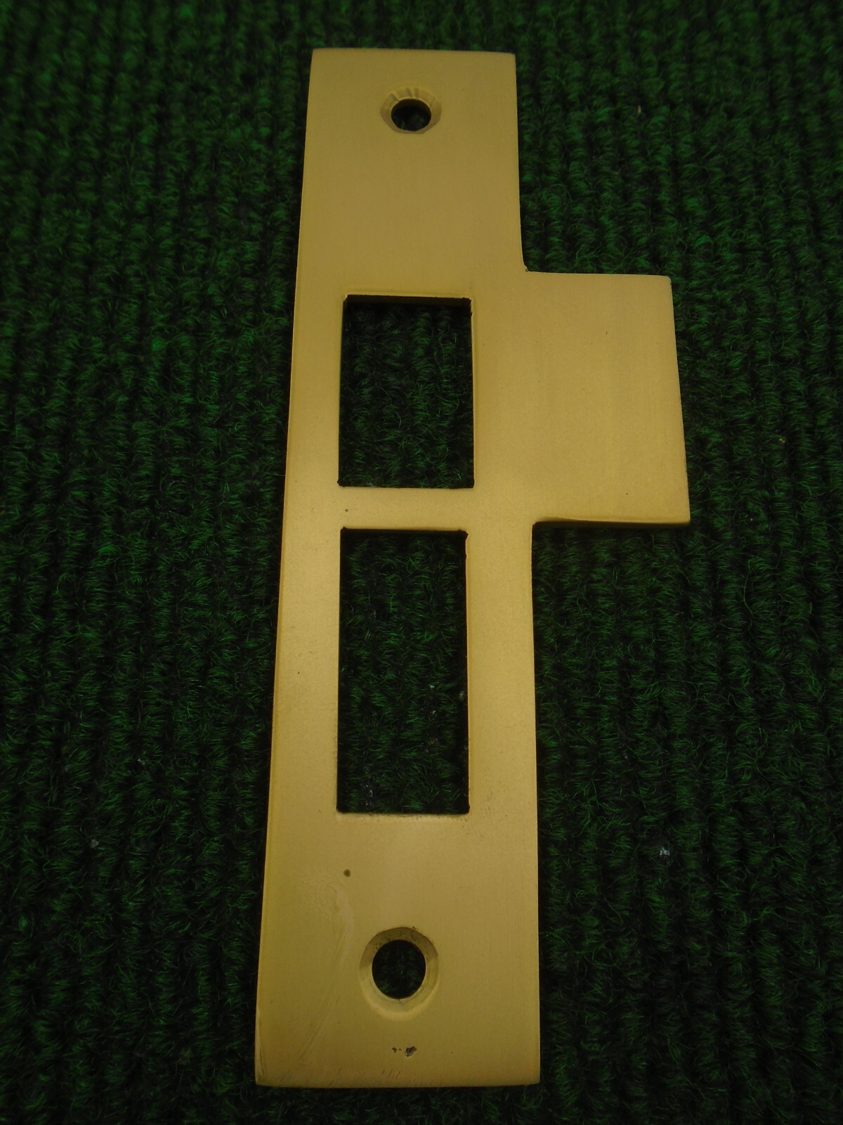 BRASS 4 3/4" PASSAGE ENTRY DOOR STRIKE PLATE - STYLE #3   (33204)