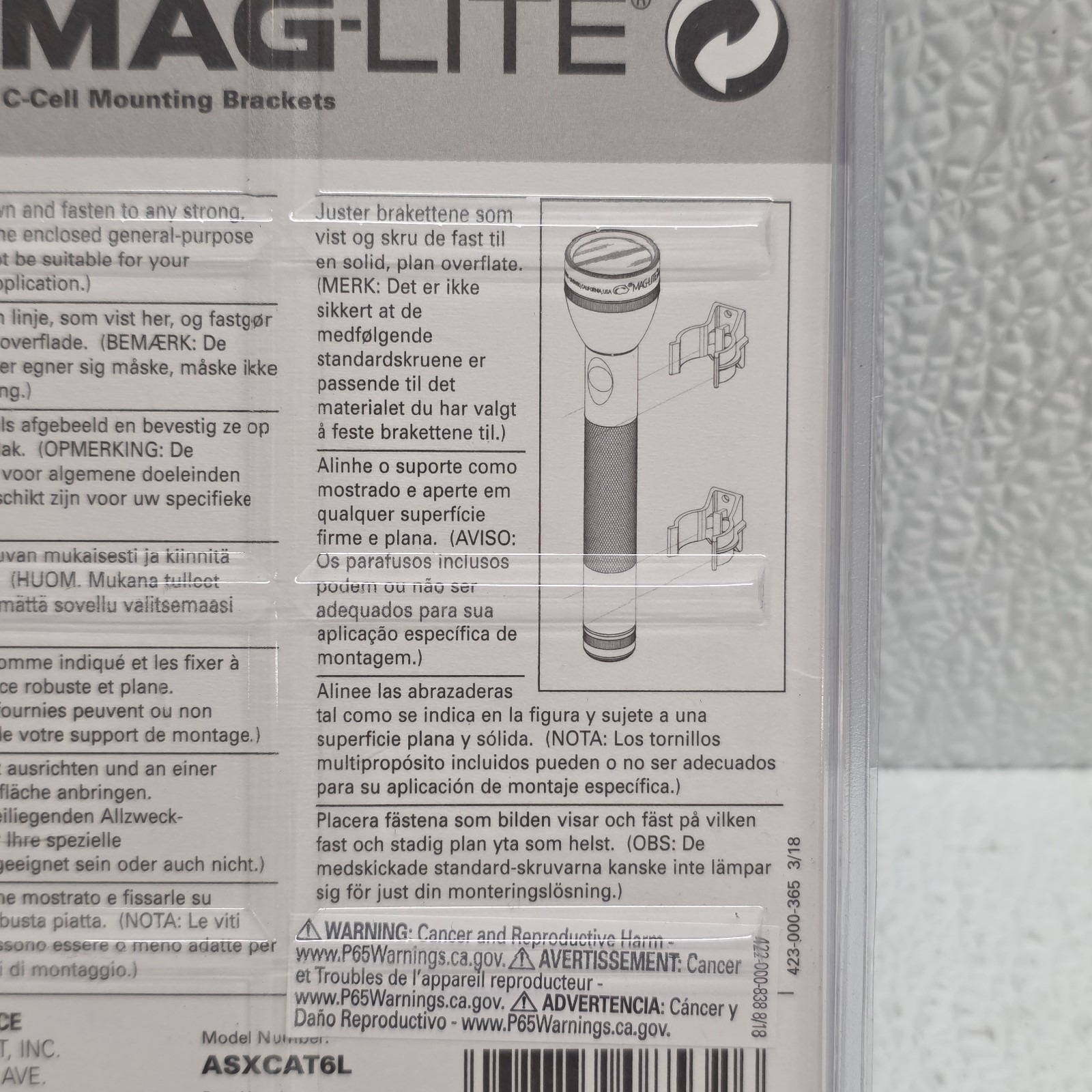 Maglite Black Universal Mounting Brackets for C-Cell Flashlight