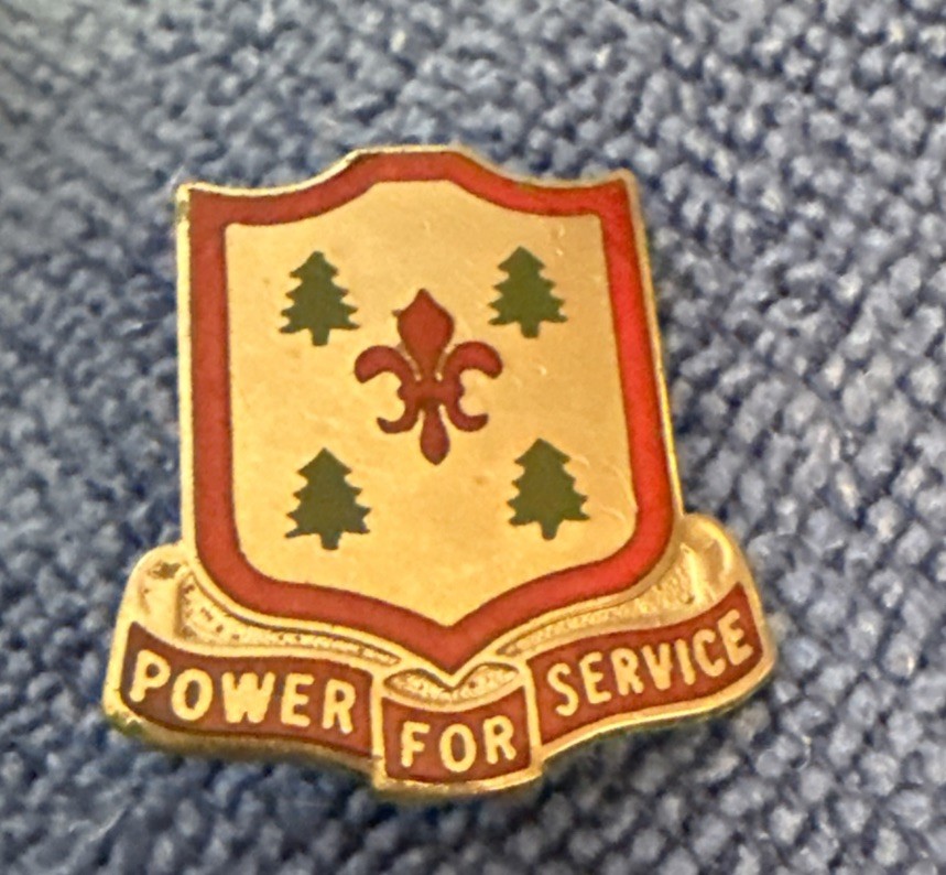 43rd Engineer Battalion US Army DUI Crest Pin Power For Service D9