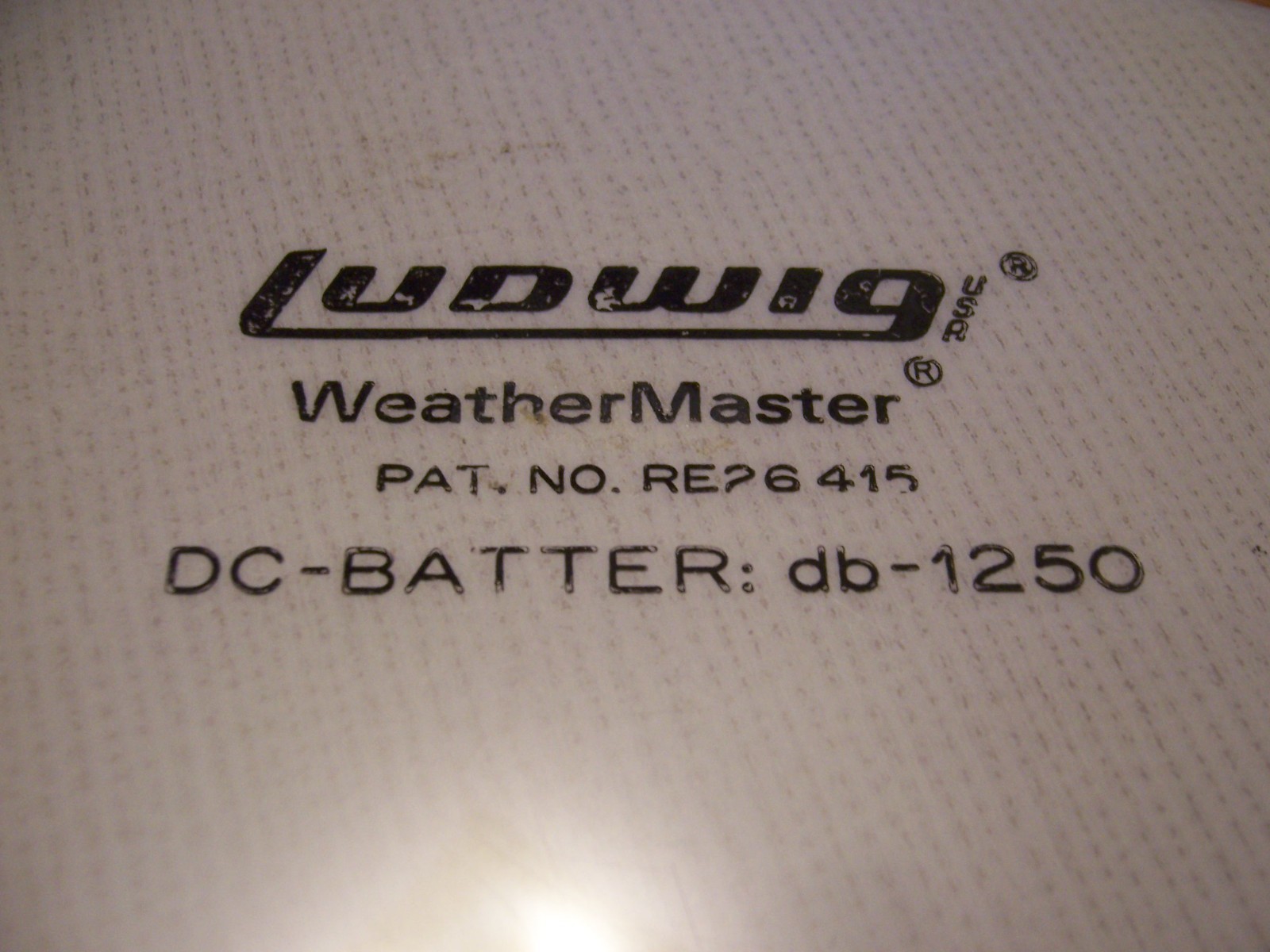 15" Vtg 70s Ludwig Weather Master Drum Corps Drum Head DB-1250 Black Logo Falams
