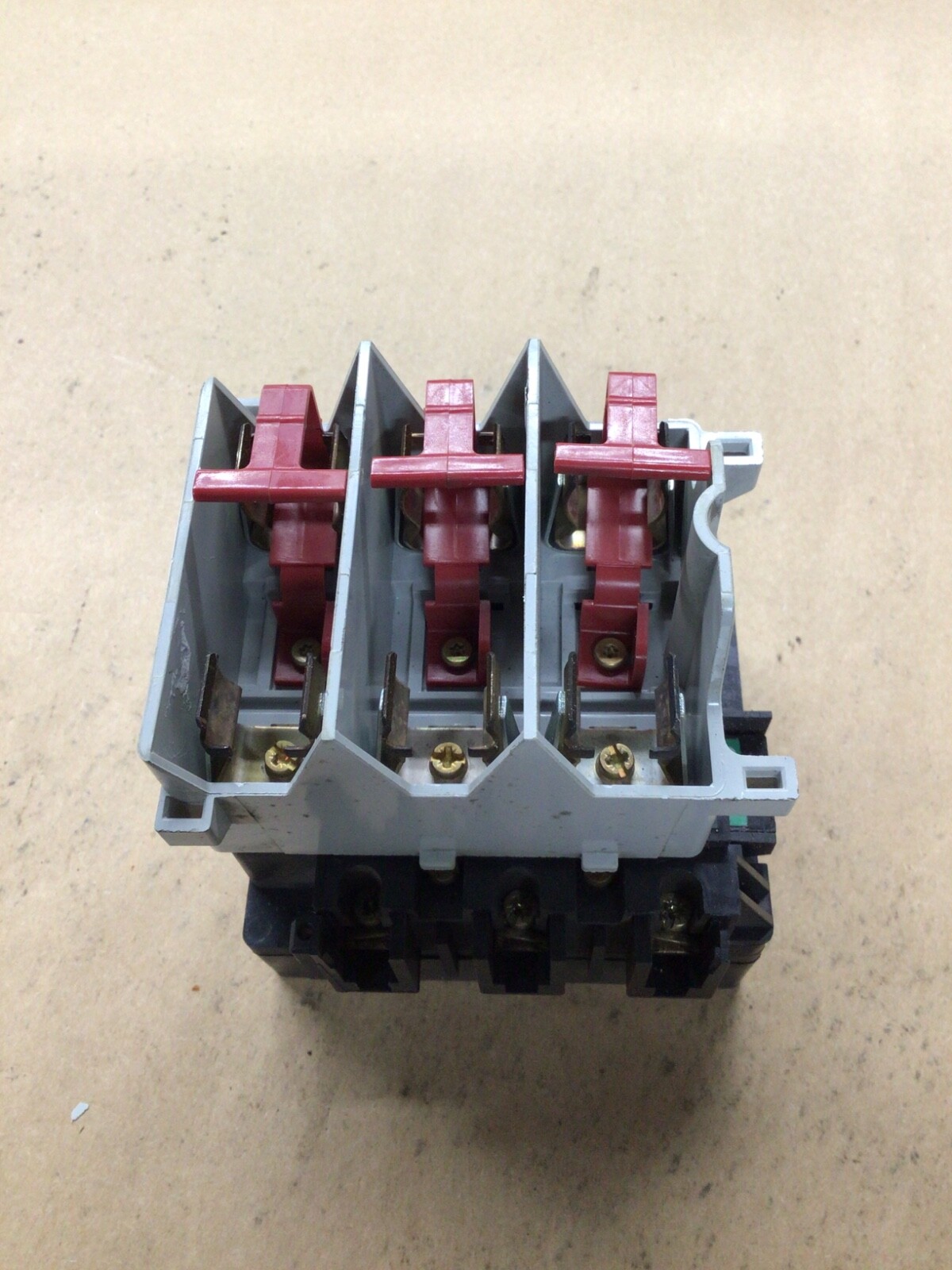Allen Bradley 194R-NJ030P3 3 Pole 30 A Fusible Disconnect Switch 194R #4021J88