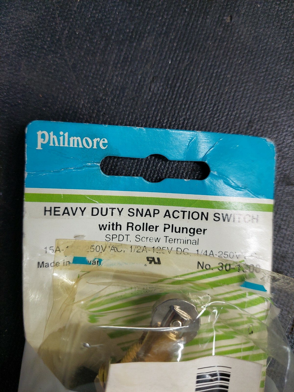 Philmore Heavy Duty Snap Action Switch With Roller Plunger 30-1308
