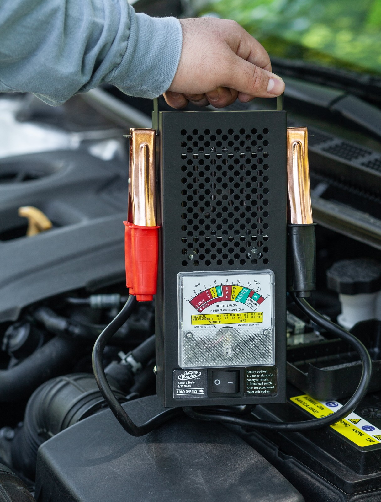 Battery Load Tester Battery Charger 12V at 100 Amp or 6V at 50 Amp Car Truck RVs