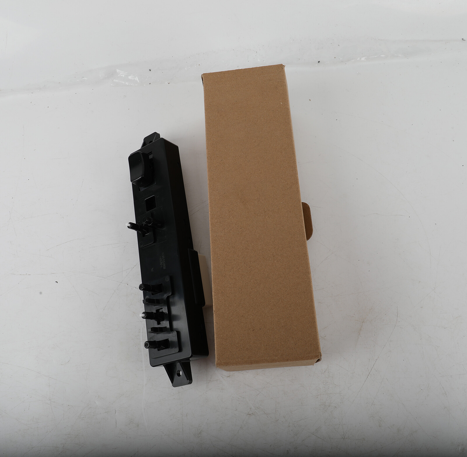 Front Driver Left Side Power Seat Adjust Switch For 2011-2015 Hyundai Sonata
