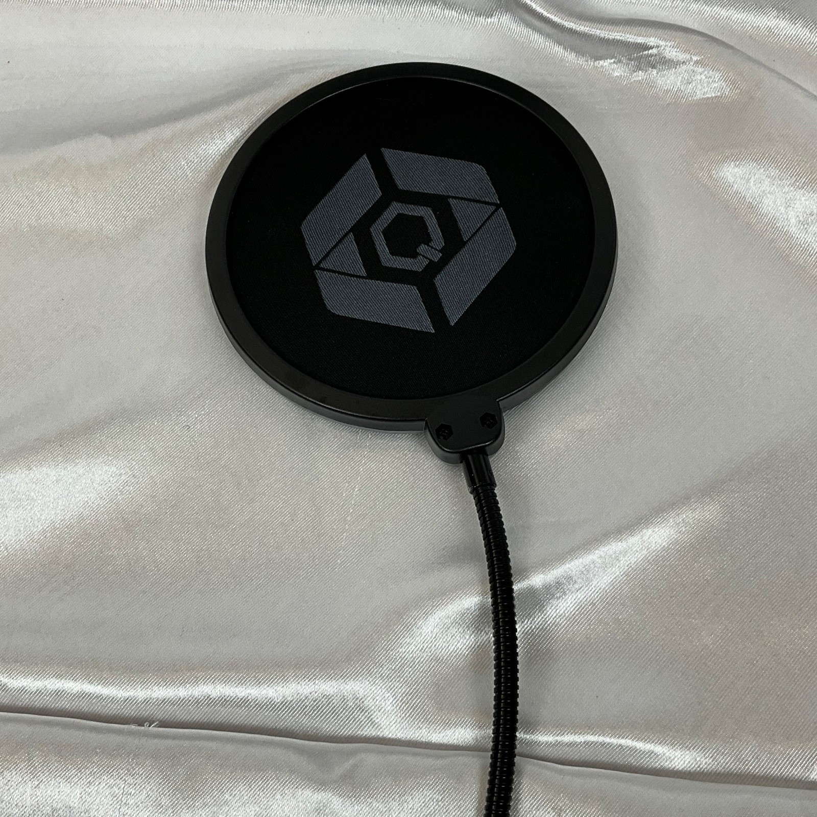 Studio Mic Pop Filter w/ Gooseneck Clamp | Noise Reduction Recording Shield
