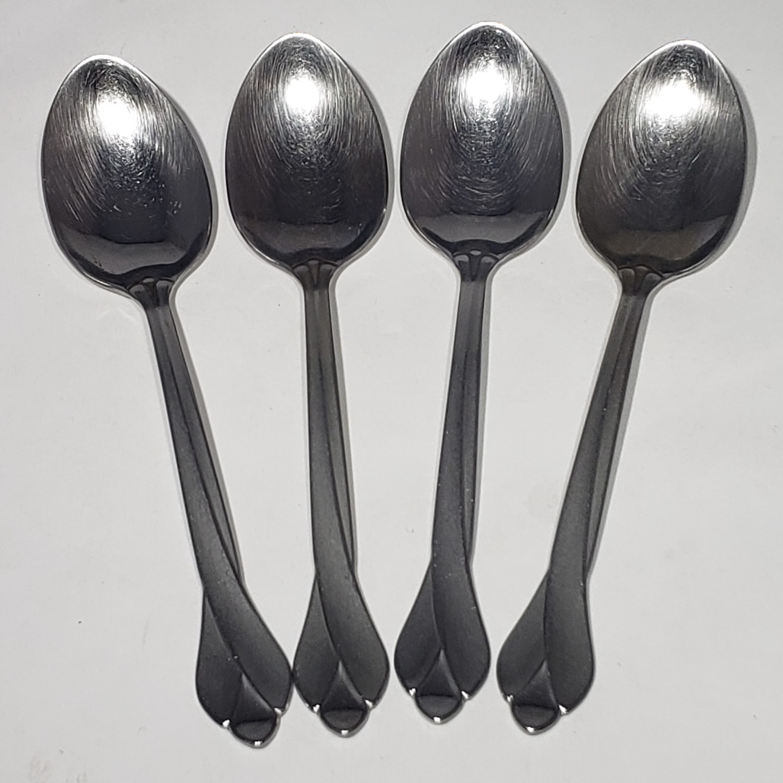 Set of 4 Oneida Tribeca Glossy Stainless 6" Teaspoons USA