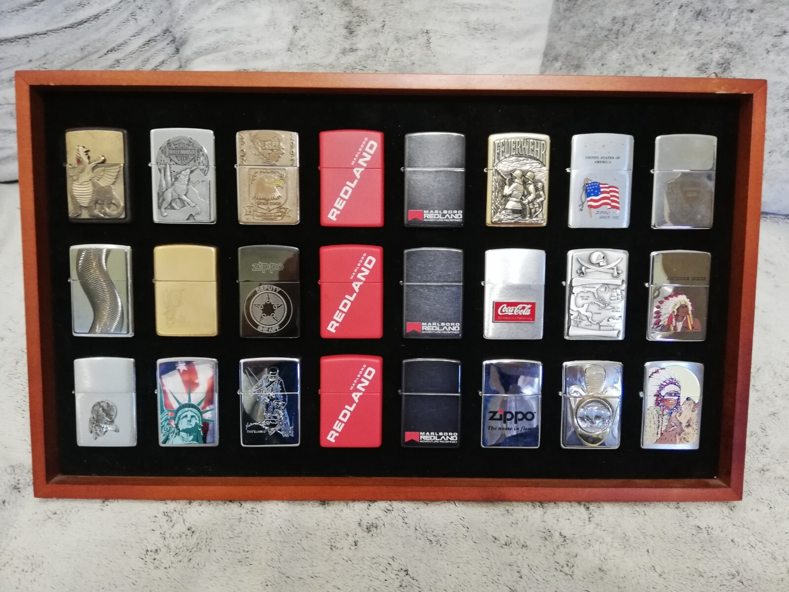 RARE ZIPPO WOOD STORAGE COLLECTION DISPLAY CABINET CASE BOX HOLDER 24 LIGHTERS