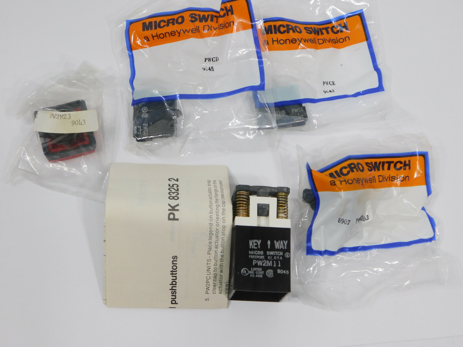 Honeywell Microswitch Kit PW2M23DEAA Red Push Button PW2M11