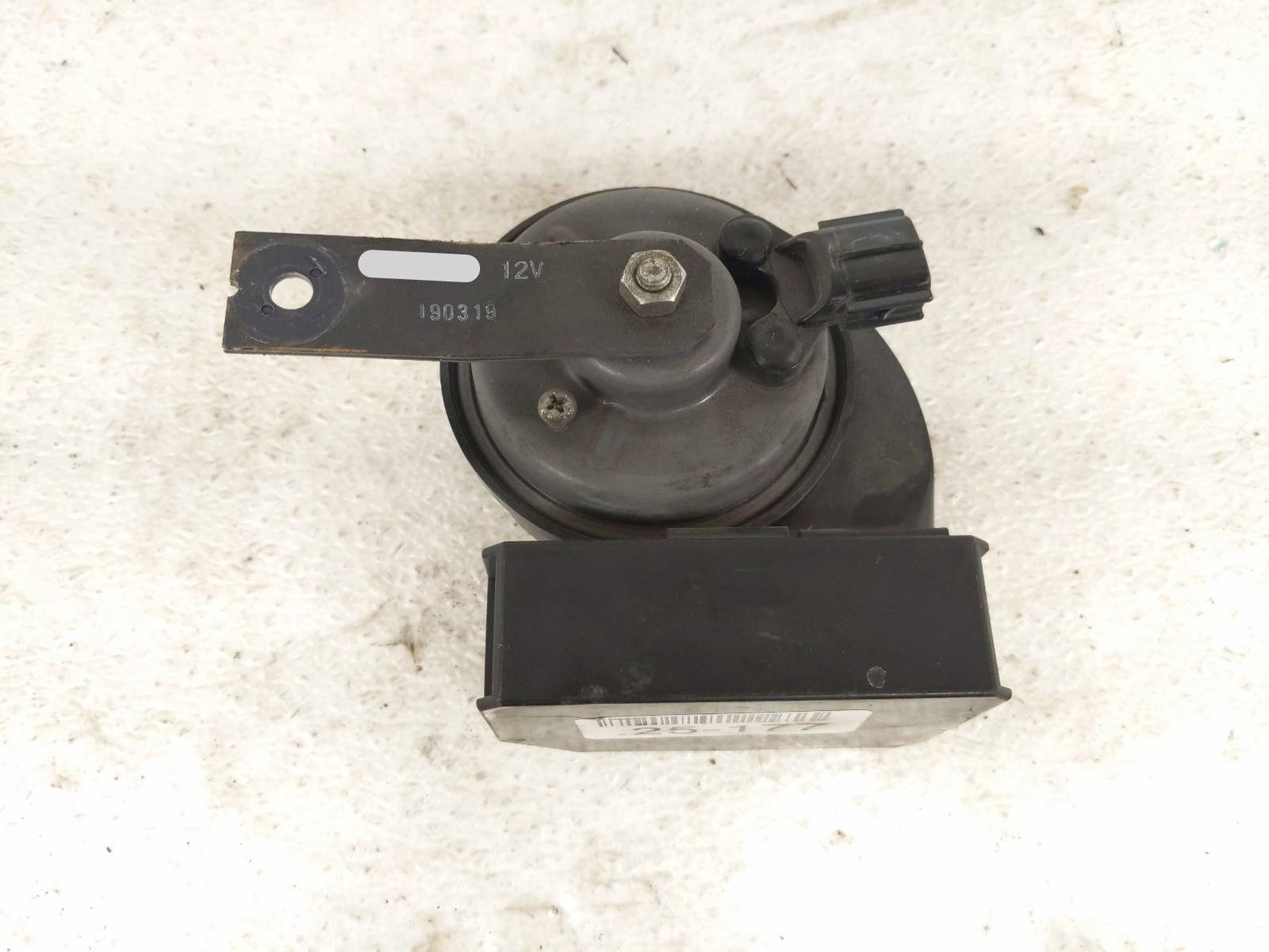 2018-2020 Infiniti Q50 High Note Pitch Honking Sound Horn 25610-5Ca0a