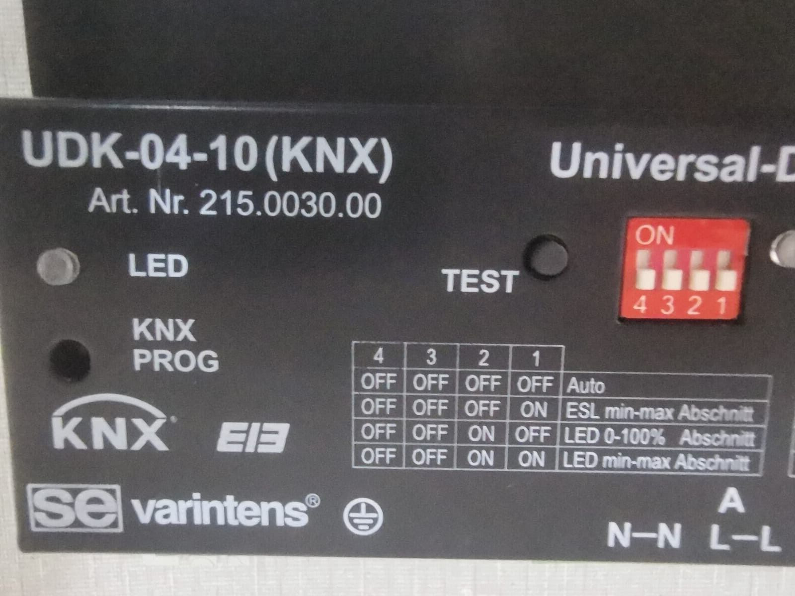 Varintens UDK-04-10 (KNX) Universal Dimmer
