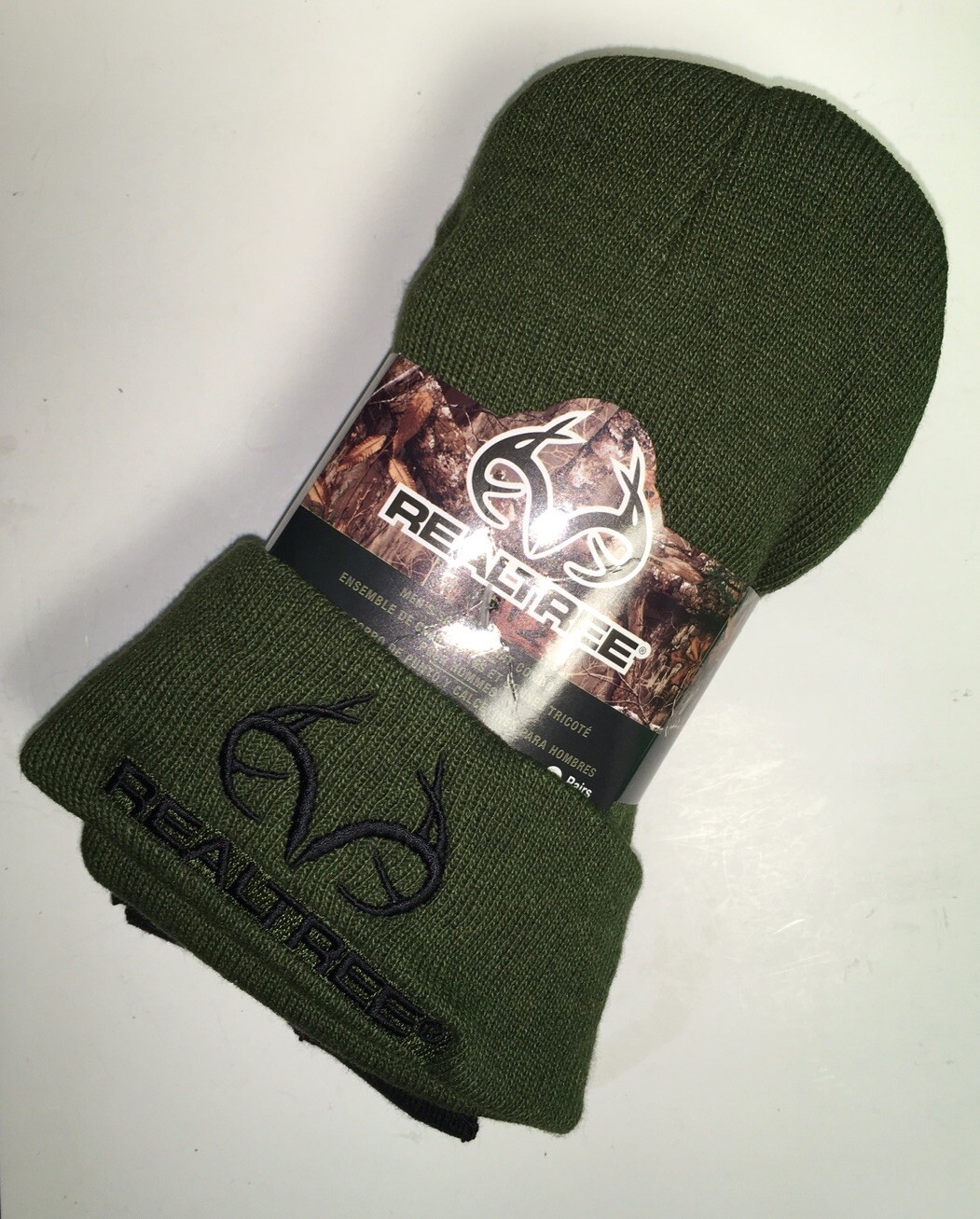 REALTREE MENS BEANIE KNIT HAT & 3 PK CREW SOCKS SET Green , Black NWT