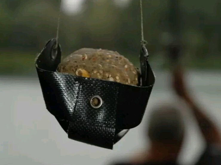 2x Atomic Ballz-Out Groundbait Sling - Free Delivery!