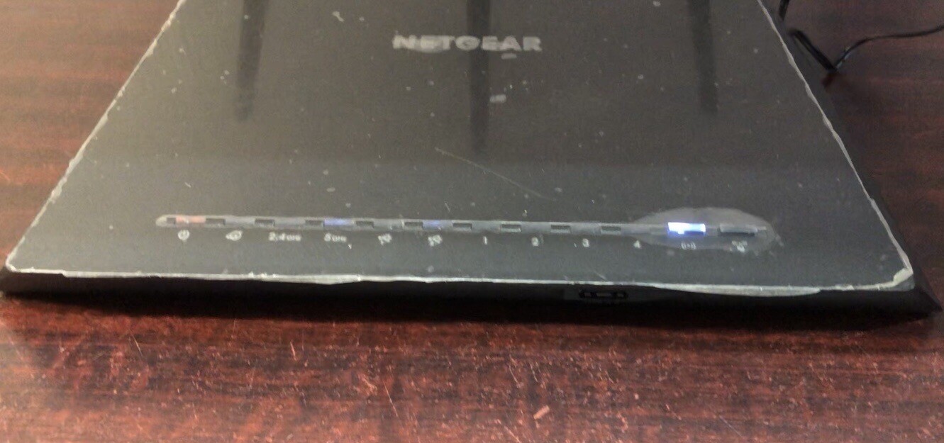 Netgear Nighthawk AC1900 Model R 7000 Wireless WiFi Router