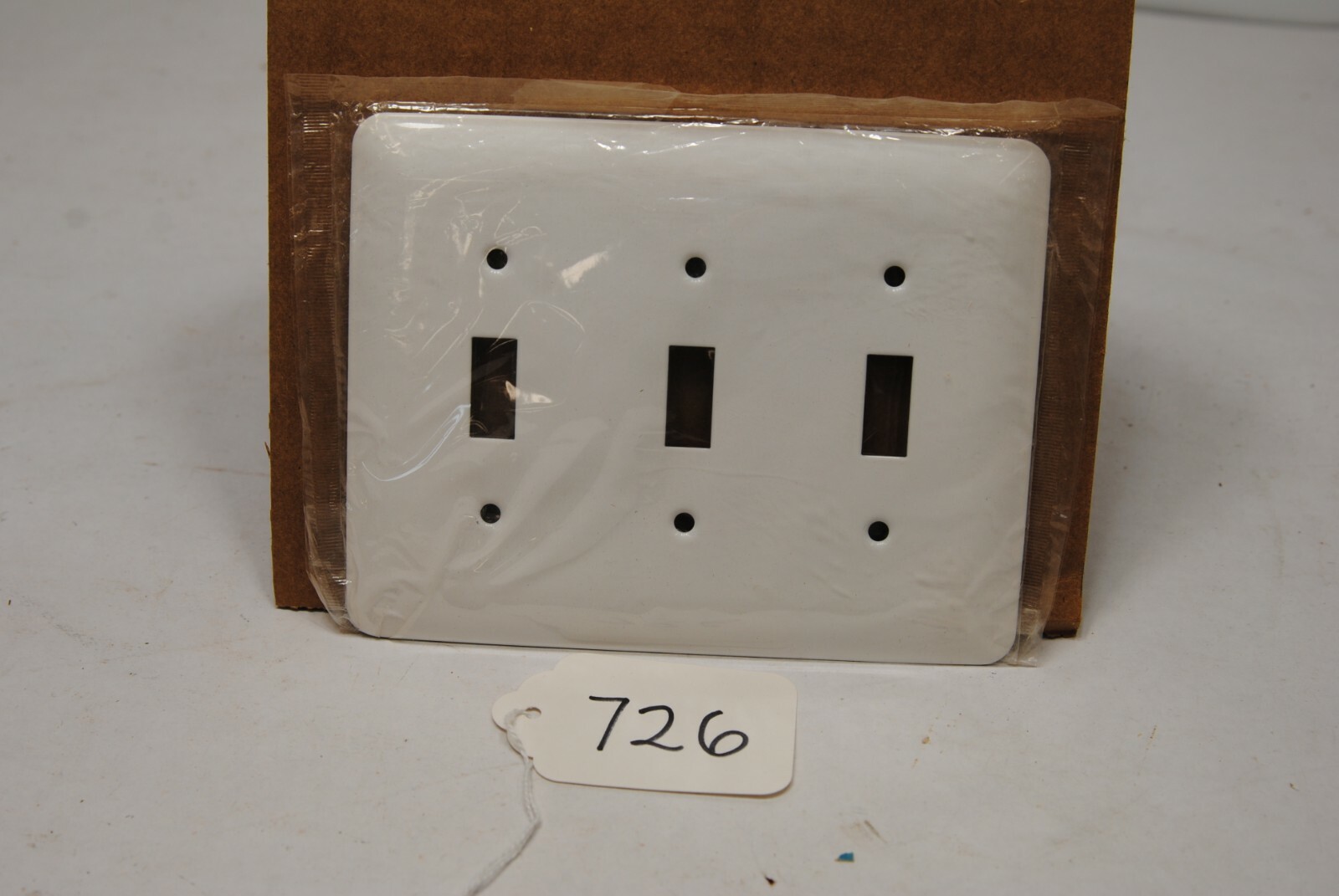 Mulberry 76073  3 Gang White, Wallplate Metal New (726)