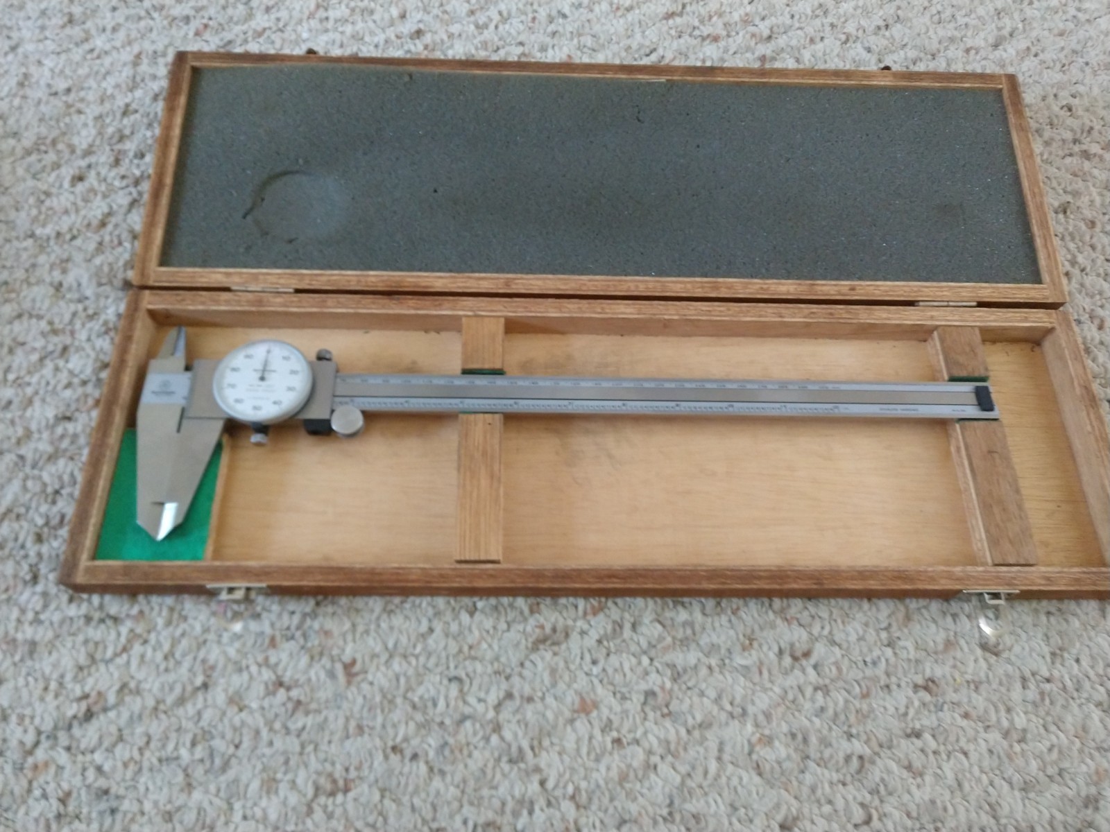 MITUTOYO 12 Inch DIAL CALIPER NO 505-645-50 w/ CASE