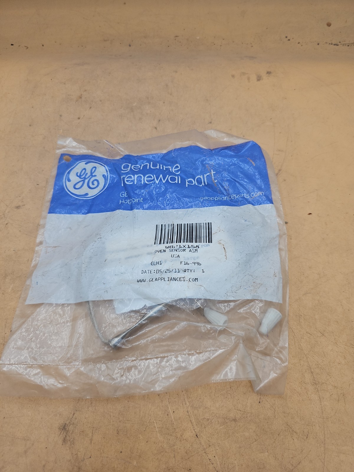 GE WB21X158 OEM Oven Temperature Sensor. A6