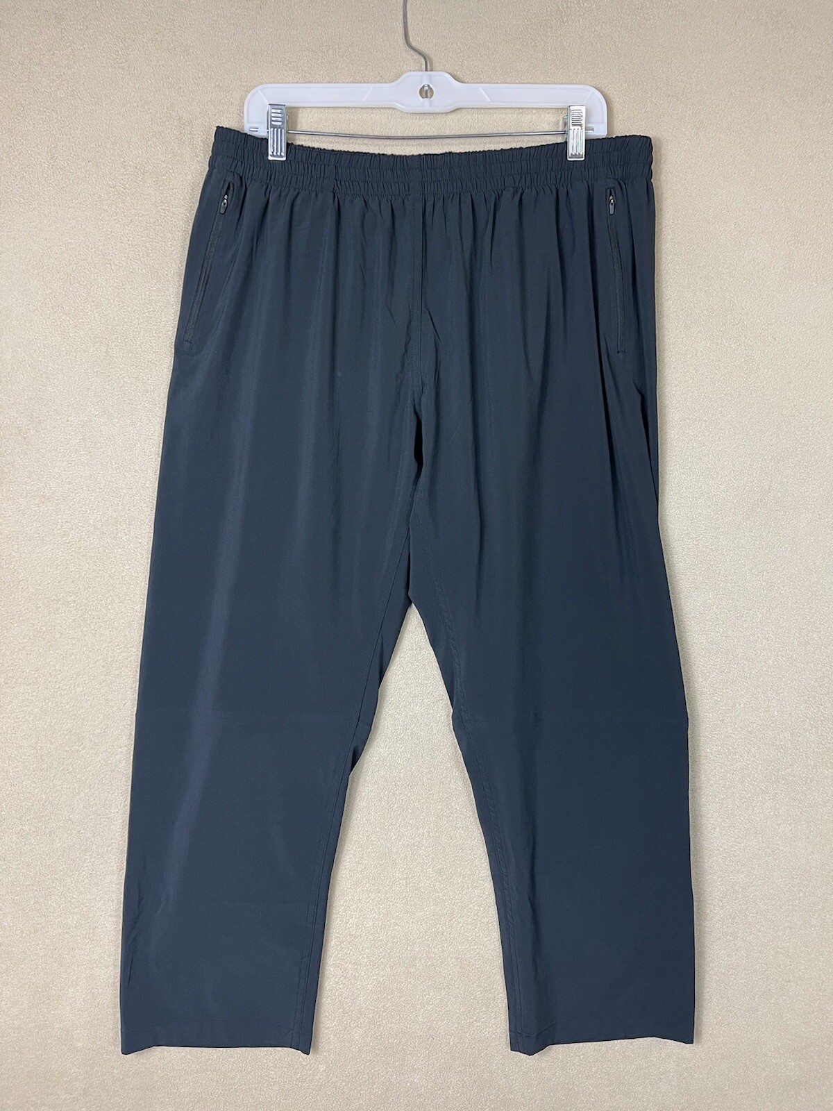 Outdoor Voices Sweatpants Mens XXL Black Outdoor Tapered Hiking Gym Adult