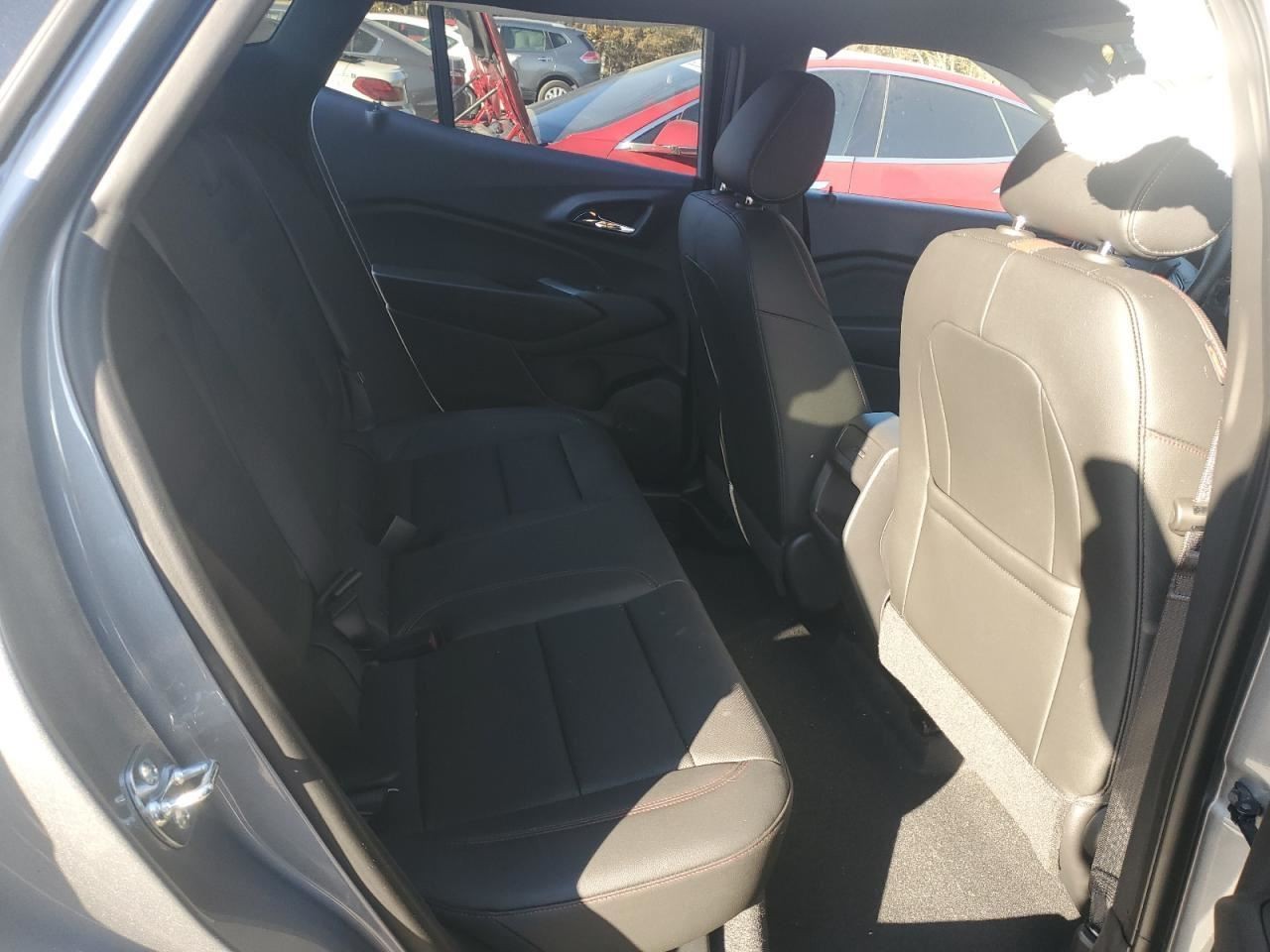 TRAX 2025 Glove Box 4931907